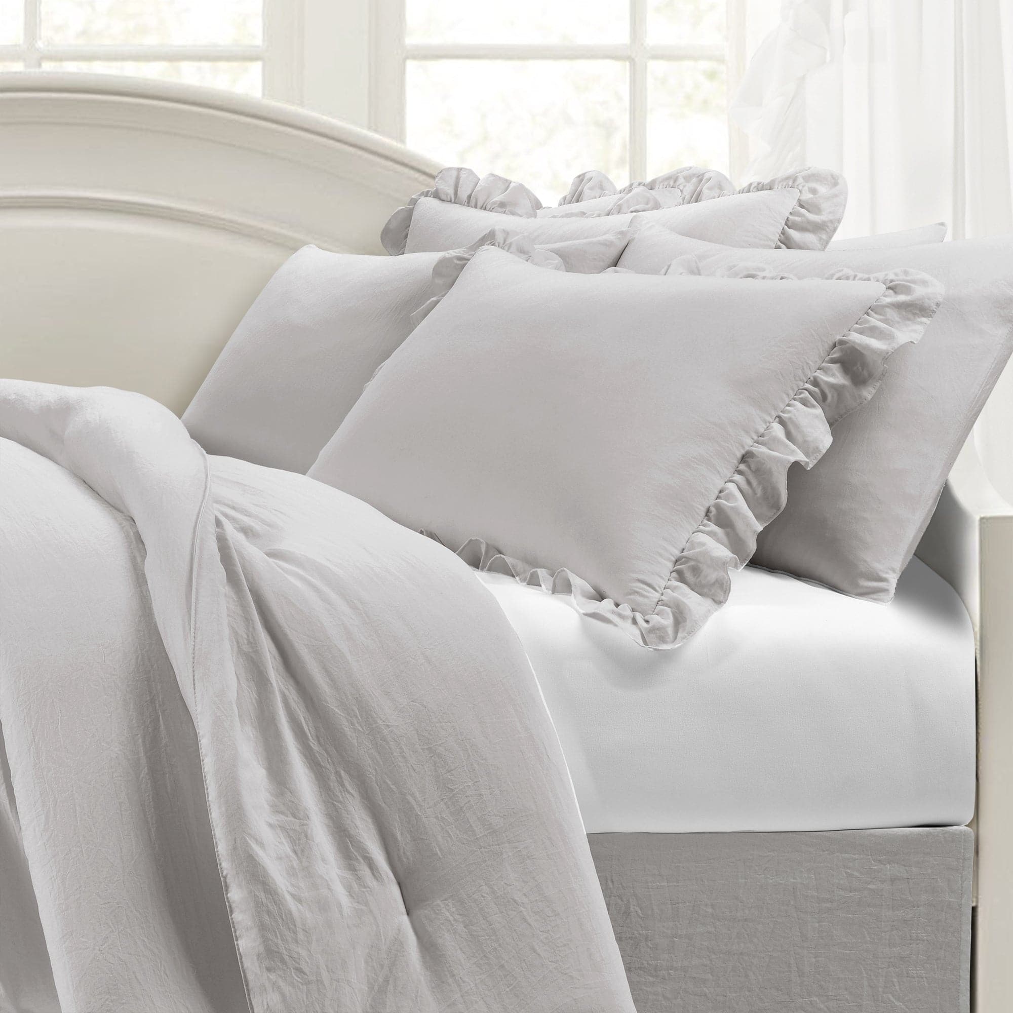 Reyna 6-Piece Daybed Comforter Set - Soft & Cozy Bedding for Twin Beds - Perfect for Guest Rooms, Dorms, and Small Spaces