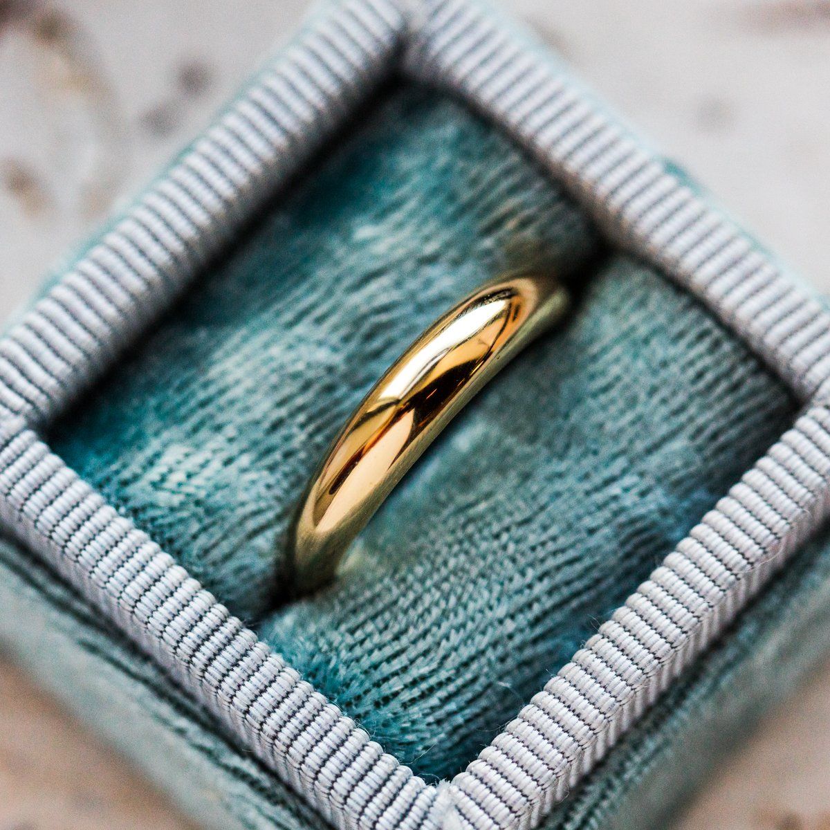 Pinky Promise Ring in Gold - Elegant & Dainty Gold Promise Ring for Women - Perfect for Couples, Friendship, and Special Occasions