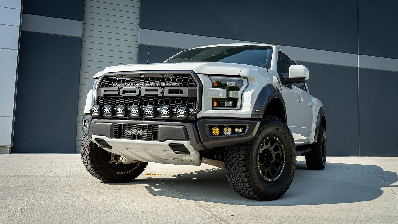 2017-2020 Ford Raptor Baja Designs 7 XL Linkable LED Light Kit - Off-Road Lighting for Adventure & Night Driving