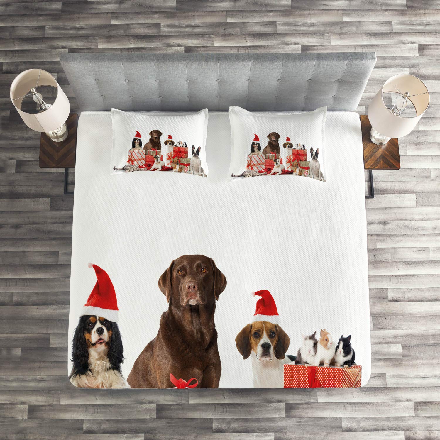Ambesonne Christmas Quilt Set - 3 Piece King Size Bedspread with 2 Pillow Shams | Holiday Themed Pet Design Featuring Dogs, Cats & Rabbits in Brown, Red & White | Perfect for Festive Bedroom Decor & Cozy Winter Nights