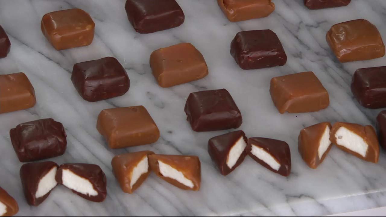 Premium Dark Chocolate Caramel Modjeskas Gift Box - Handmade Gourmet Treats for Holidays, Birthdays & Corporate Gifting | Elegant Presentation for Special Occasions