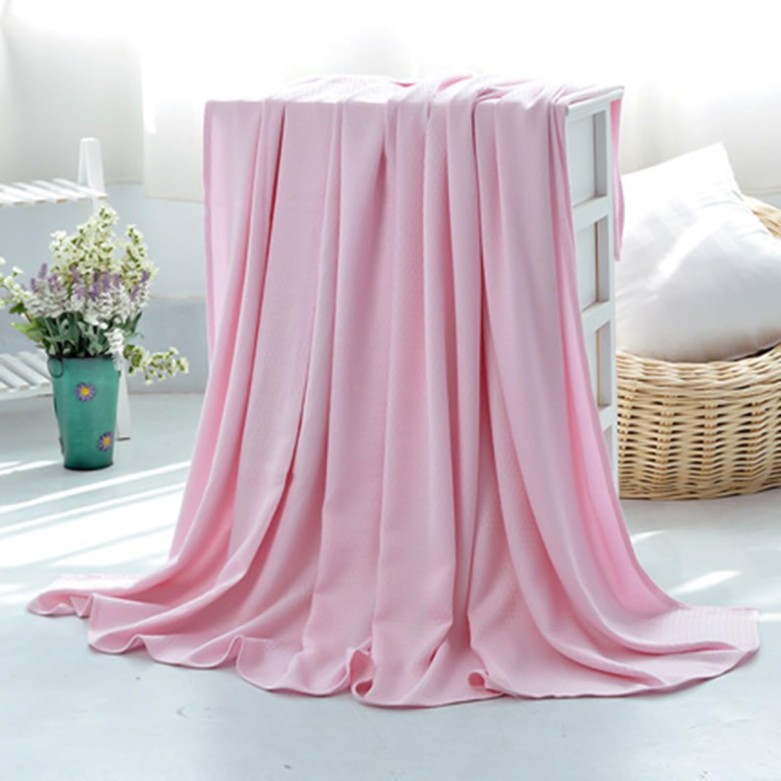 Cooling Blanket for Hot Sleepers - Air Conditioning Quilt & Lightweight Summer Comforter, Soft Skin-Friendly Ice Blanket for All Seasons (Pink, 39.37x35.43in) - Perfect for Night Sweats, Hot Flashes & Summer Nights