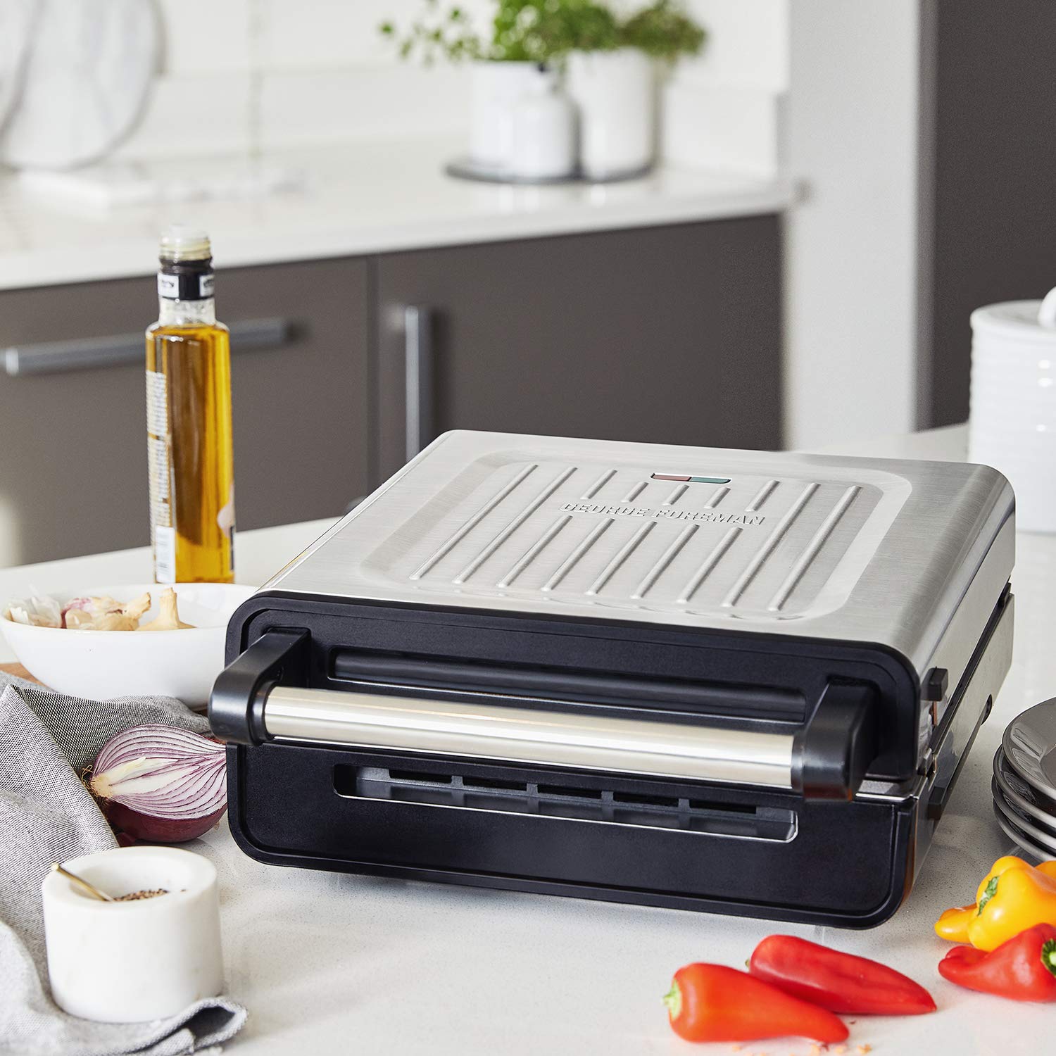 George Foreman Medium Smokeless Electric Indoor Grill - 1500W Non-Stick BBQ Griddle with Removable Plates & Drip Tray - Perfect for Panini, Toasties, Healthy Cooking & Energy Saving - Great for Home, Office or Outdoor Use