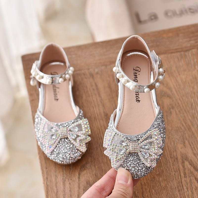 Shining Bows Sandals for Women - Elegant Rhinestone Bowknot Summer Flat Sandals | Comfortable Casual Shoes for Beach, Wedding, Party & Daily Wear