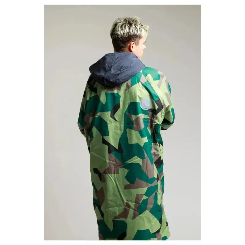 Unisex Camo Swimming Robe for Adults - Waterproof Hard Shell Quick-Dry Beach Cover Up | Perfect for Pool, Beach, Surfing & Outdoor Activities