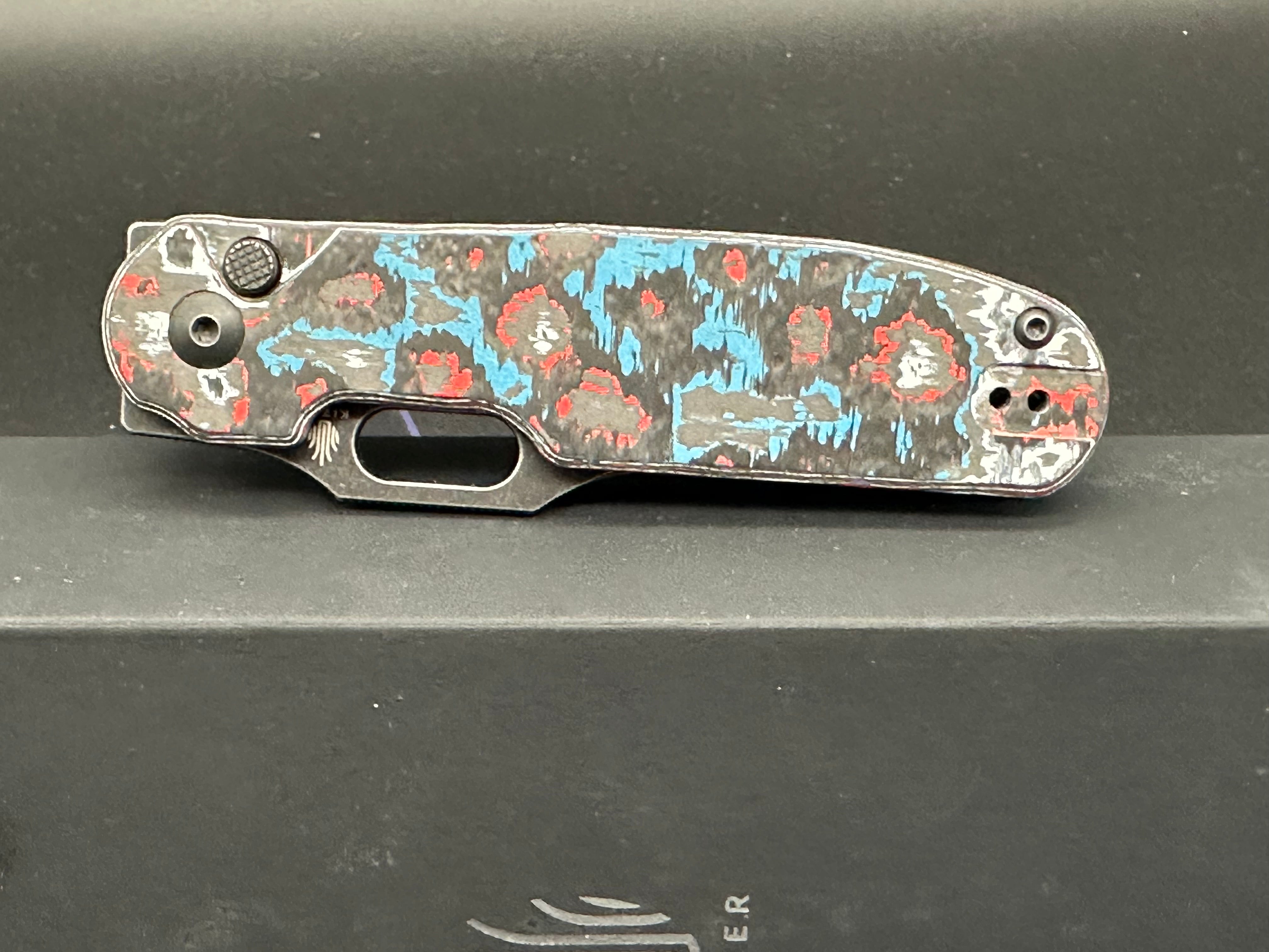 Kizer Cormorant Plunge Lock Folding Pocket Knife - Blue/Black FatCarbon Handle, 3.15
