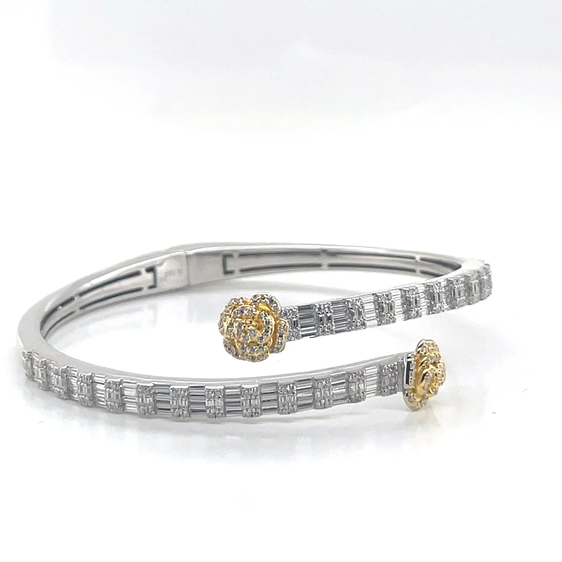 Women's 925 Sterling Silver Moissanite Flower Bangle Bracelet - Elegant Jewelry for Weddings, Parties & Daily Wear