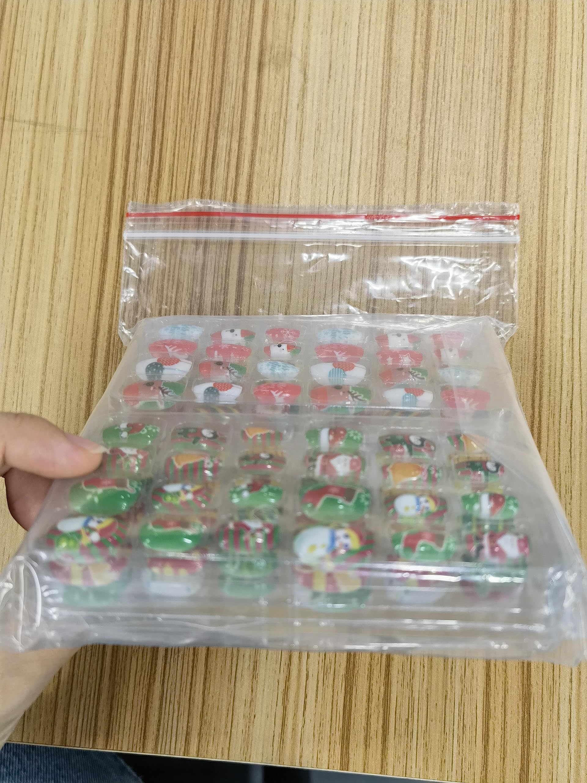 EBANKU 6 Packs Christmas Press on Nails for Kids - Short False Fingernails with 3D Santa Claus Snowman & Christmas Tree Designs - Perfect for Girls Holiday Parties, School Events & Family Gatherings