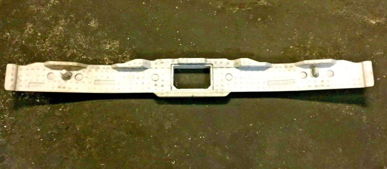 2004-2009 Toyota Prius Rear Bumper Reinforcement Foam OEM 52615-47020 - Crash Protection & Impact Absorption for Enhanced Safety