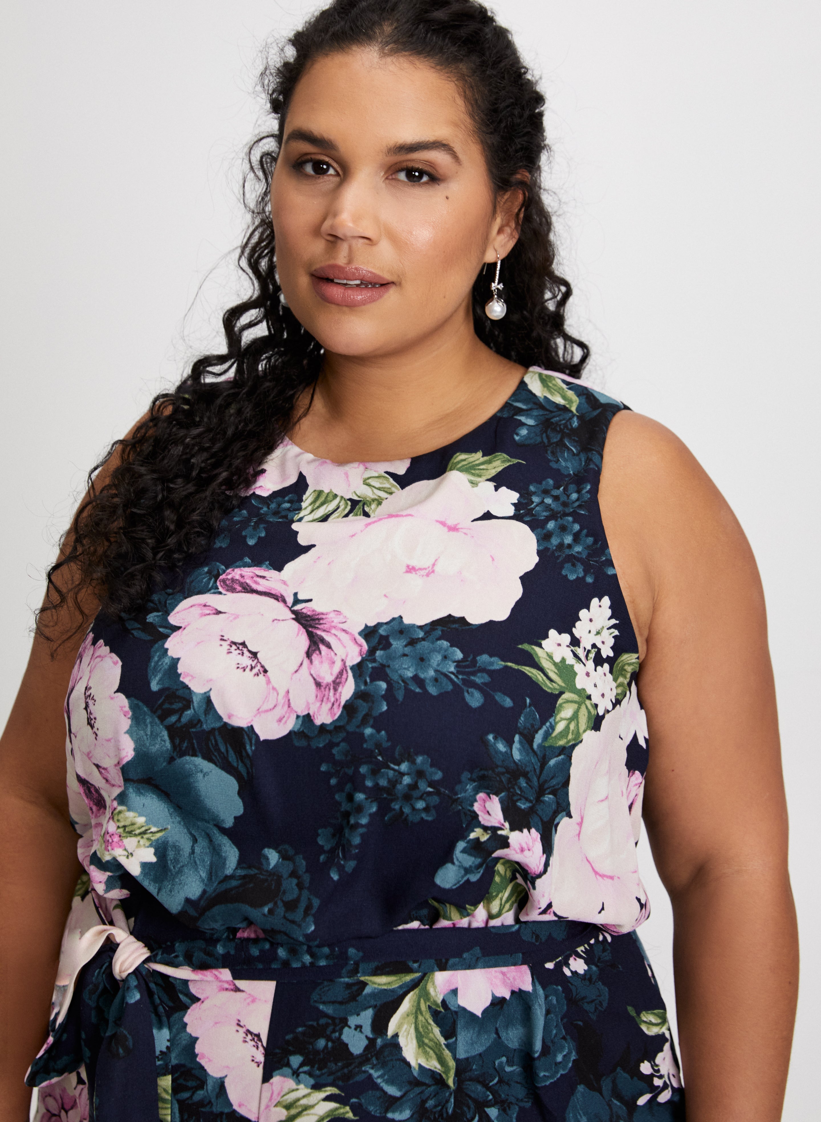 Stylish Cropped Floral Jumpsuit for Women - Summer Boho Romper with Pockets | Perfect for Beach Vacations, Music Festivals & Date Nights