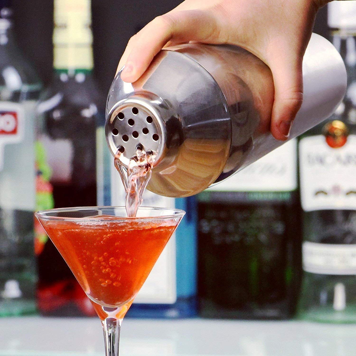 Premium Stainless Steel Cocktail Shaker Set - 500ml (17oz) Martini & Drink Mixer with Built-in Strainer - Perfect for Home Bars, Parties & Professional Bartending