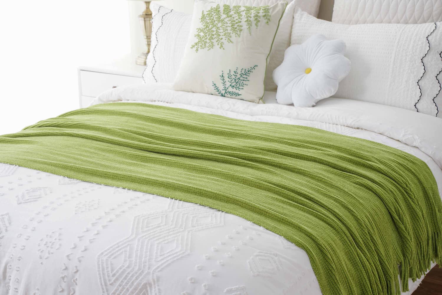 BATTILO HOME Soft Chenille Knit Throw Blanket with Tassels - 50