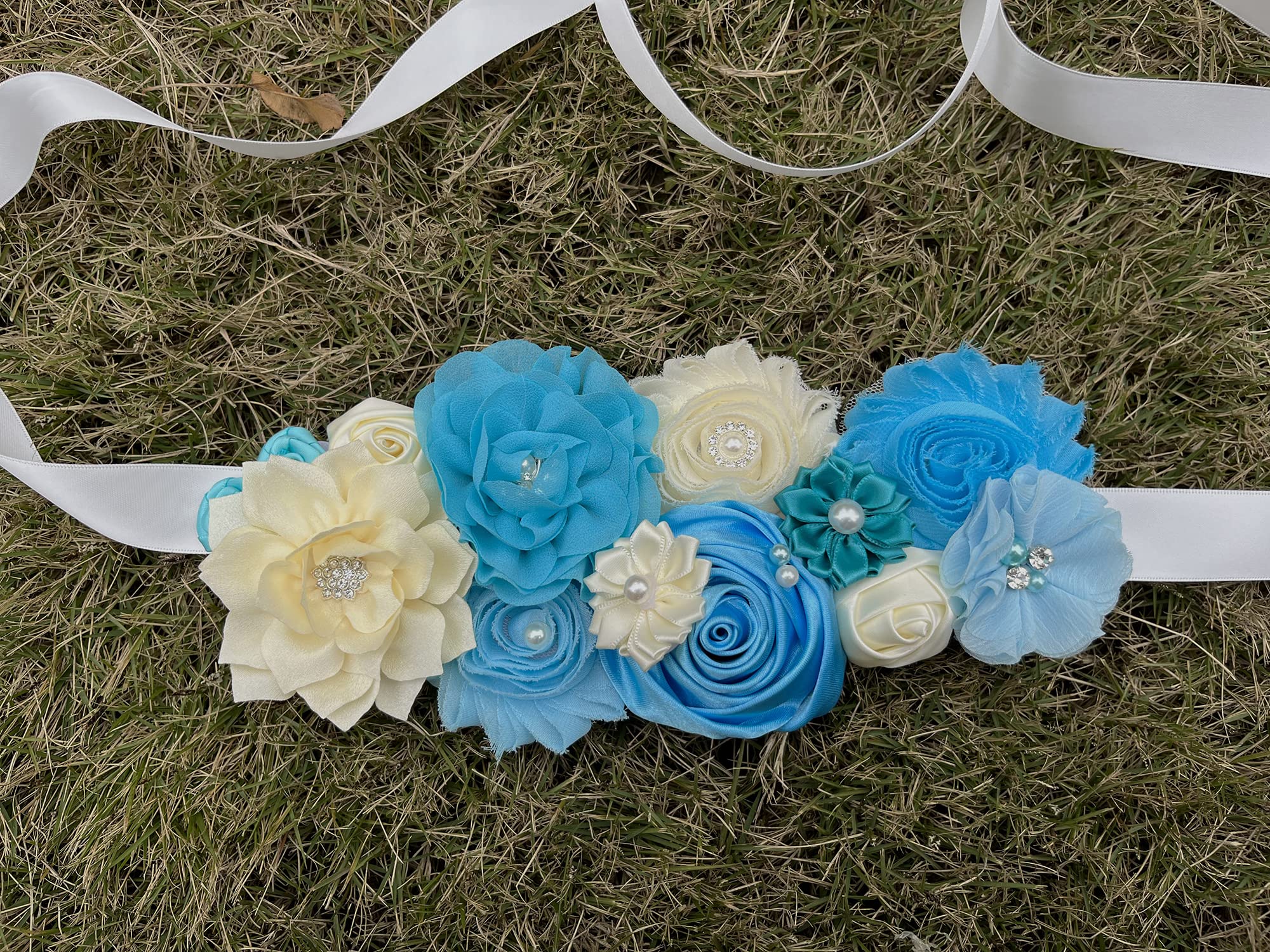 New Maternity Pregnancy Sash for Mom to Be - Baby Shower Sash for Gender Reveal & Pregnancy Announcement - Perfect for Baby Showers, Maternity Photos & Pregnancy Announcement Parties