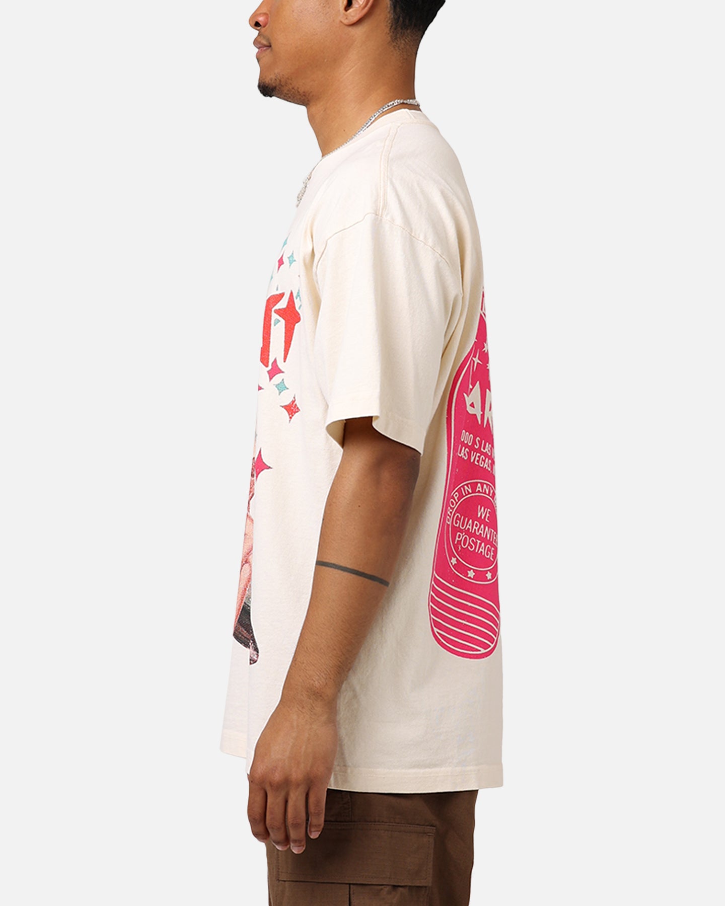 Vintage Stardust Casino T-Shirt - Retro American Thrift White Tee for Men & Women - Perfect for Casual Wear, Themed Parties & Vintage Lovers