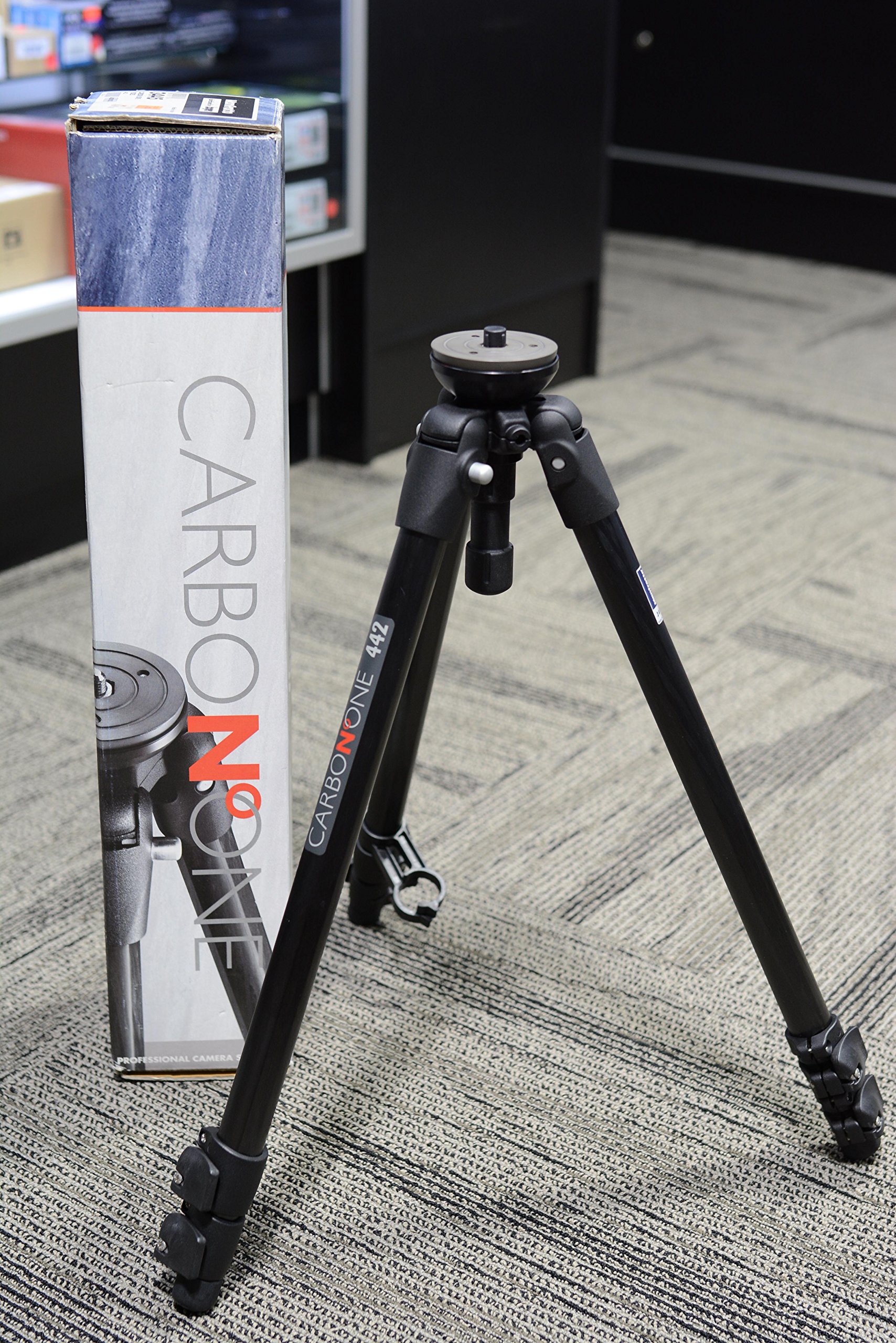 Manfrotto 442L Carbon Fiber Video Tripod - Professional 3445 Carbon ONE Tripod for DSLR & Camcorders - Perfect for Outdoor Filming, Travel Vlogging & Studio Photography