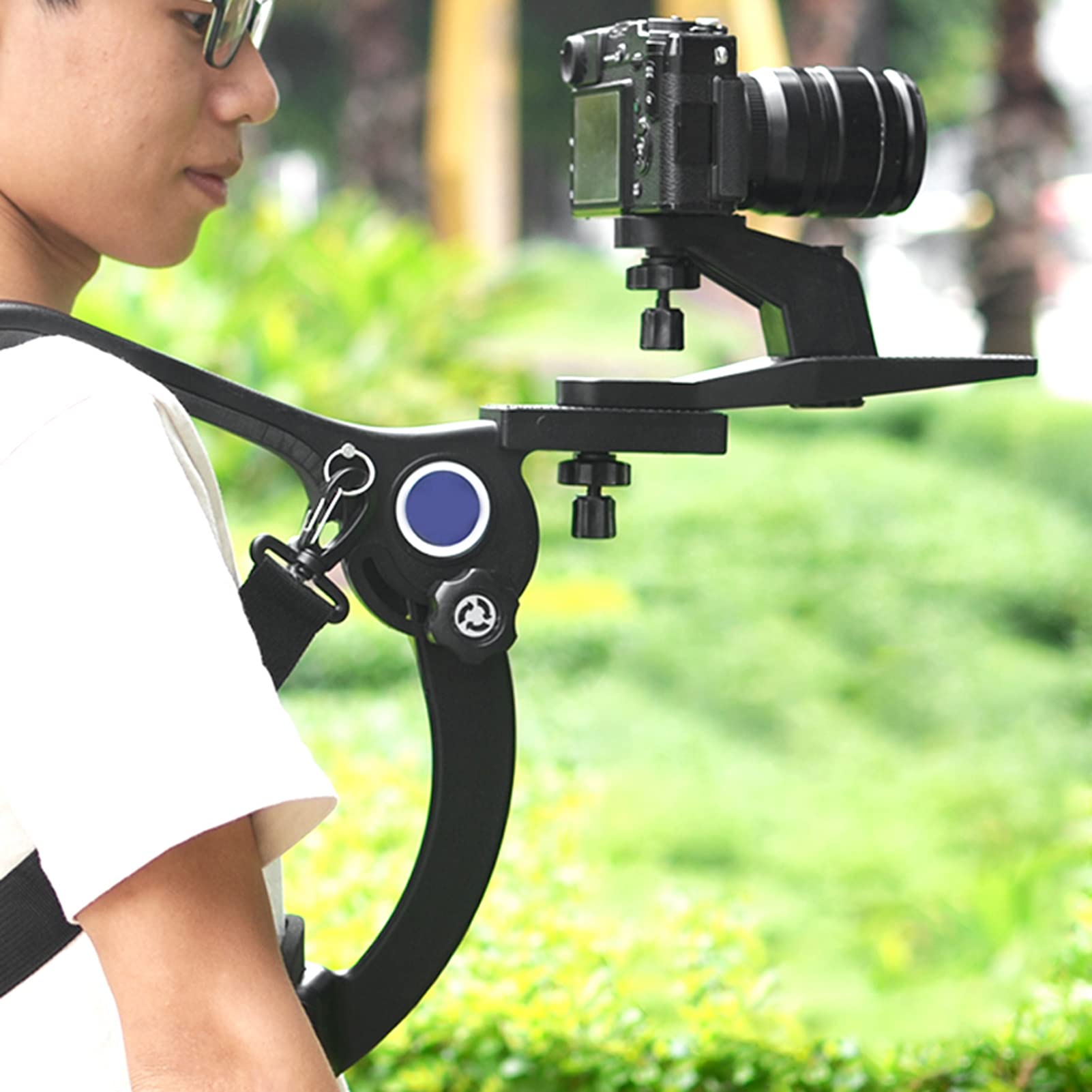 DSLR Shoulder Rig Stabilizer - SR500 Black for Outdoor Photography