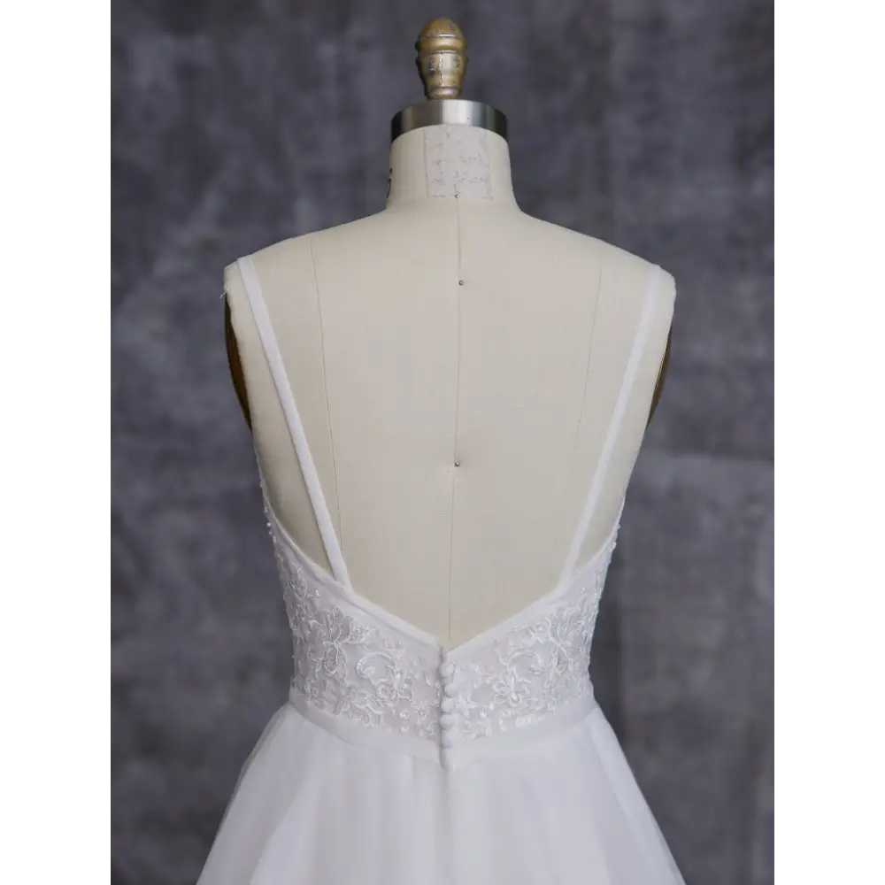 Desia by Rebecca Ingram - Elegant Bridal Gowns & Wedding Dresses for Romantic Ceremonies, Beach Weddings & Formal Occasions