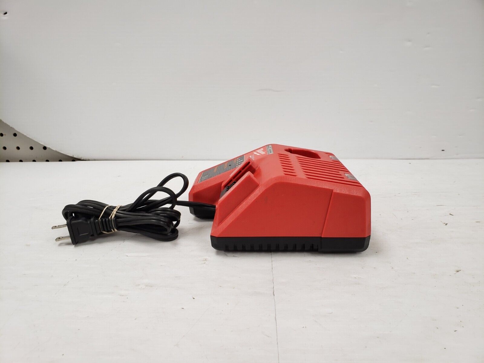 Milwaukee 2646-20 Cordless Grease Gun - Heavy Duty, High Performance for Automotive, Industrial & Farm Equipment Maintenance