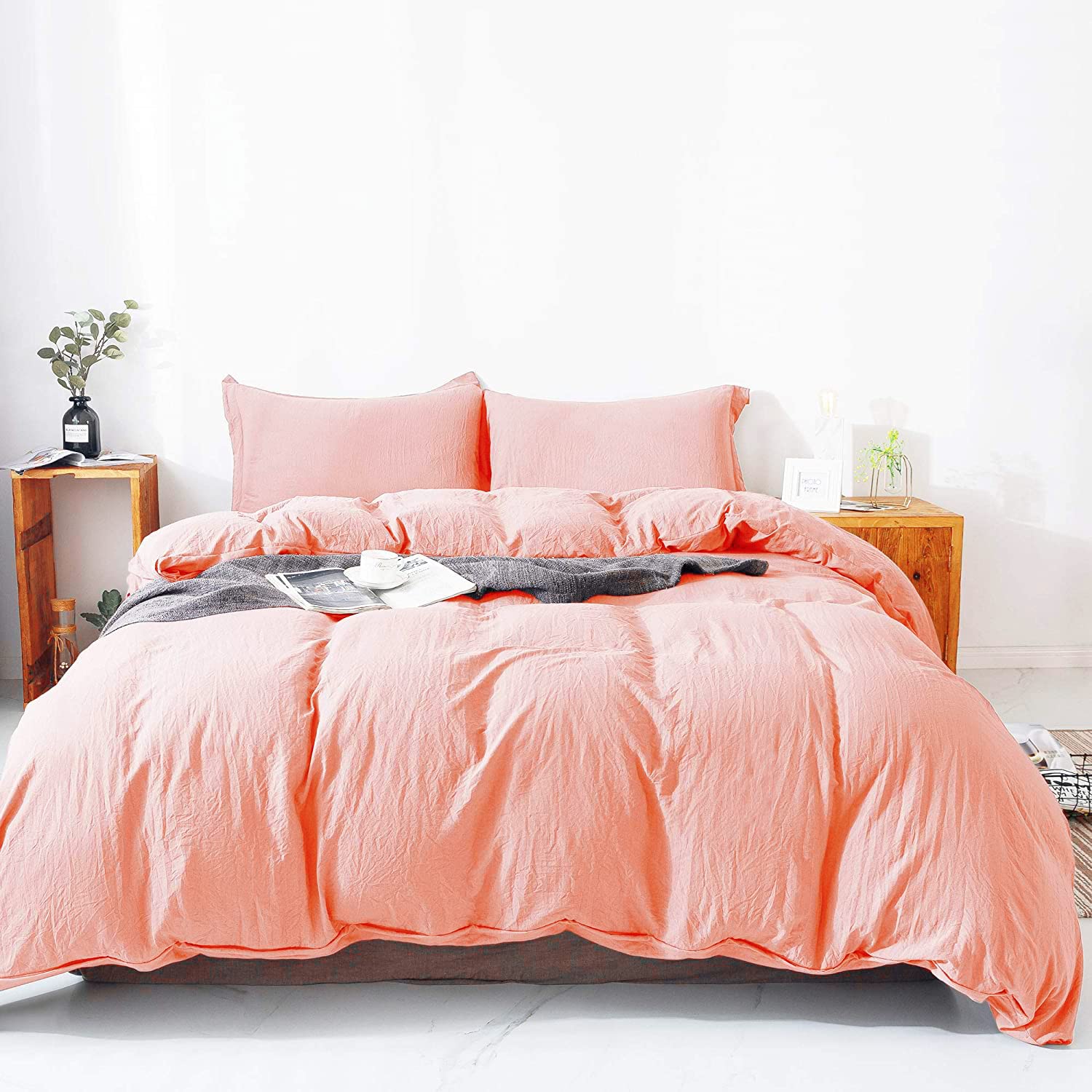 KASENTEX 3-Piece Down Alternative Comforter Set with Duvet Cover & Pillow Shams | Hypoallergenic Reversible Luxury Bedding | Soft Fluffy Twin Size in Pink | Machine Washable for Easy Care | Perfect for Guest Rooms, Dorm Beds & Cozy Bedroom Retreats