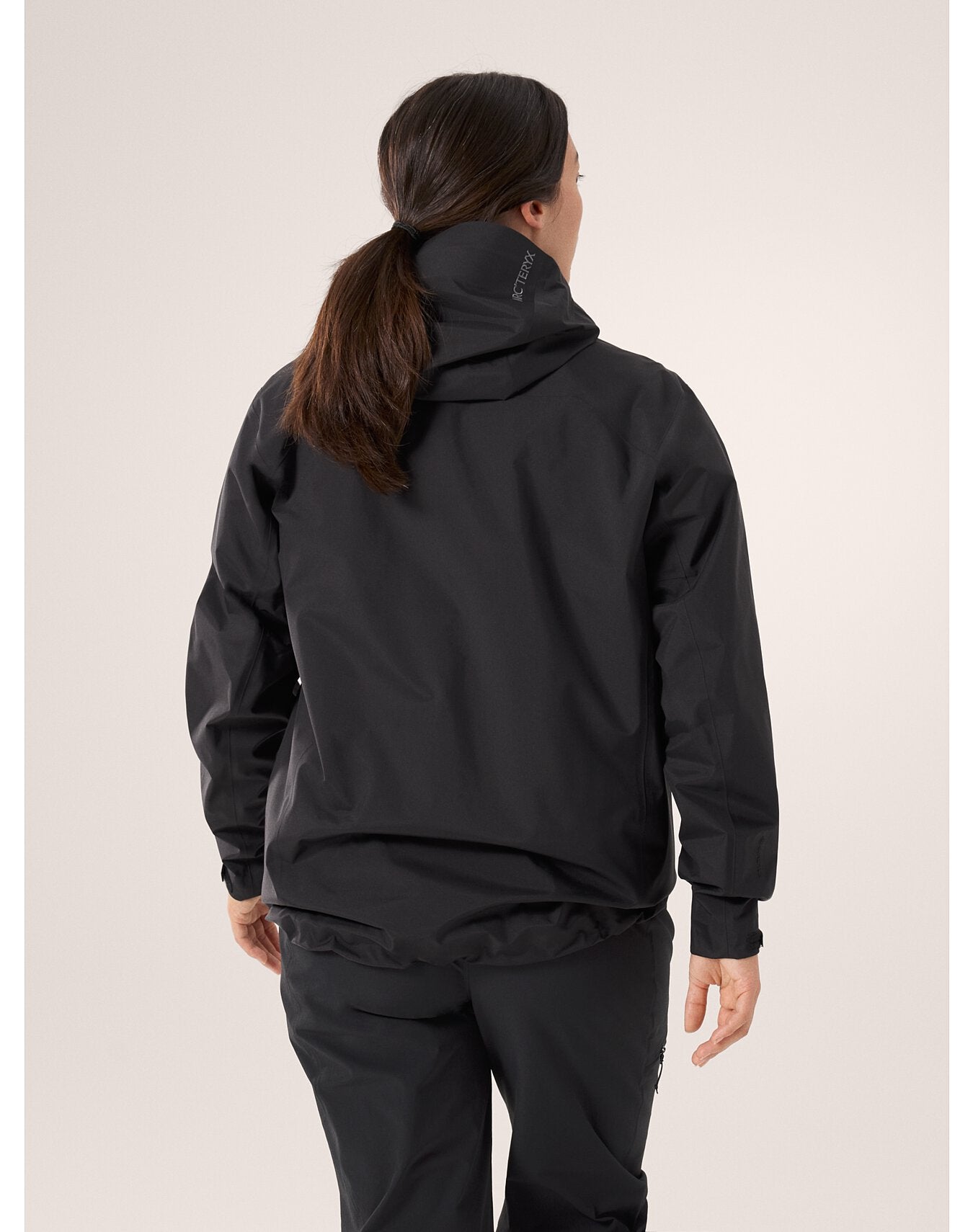 Beta Jacket for Women - Lightweight Waterproof Windbreaker - Perfect for Hiking, Running & Outdoor Adventures | X000007702