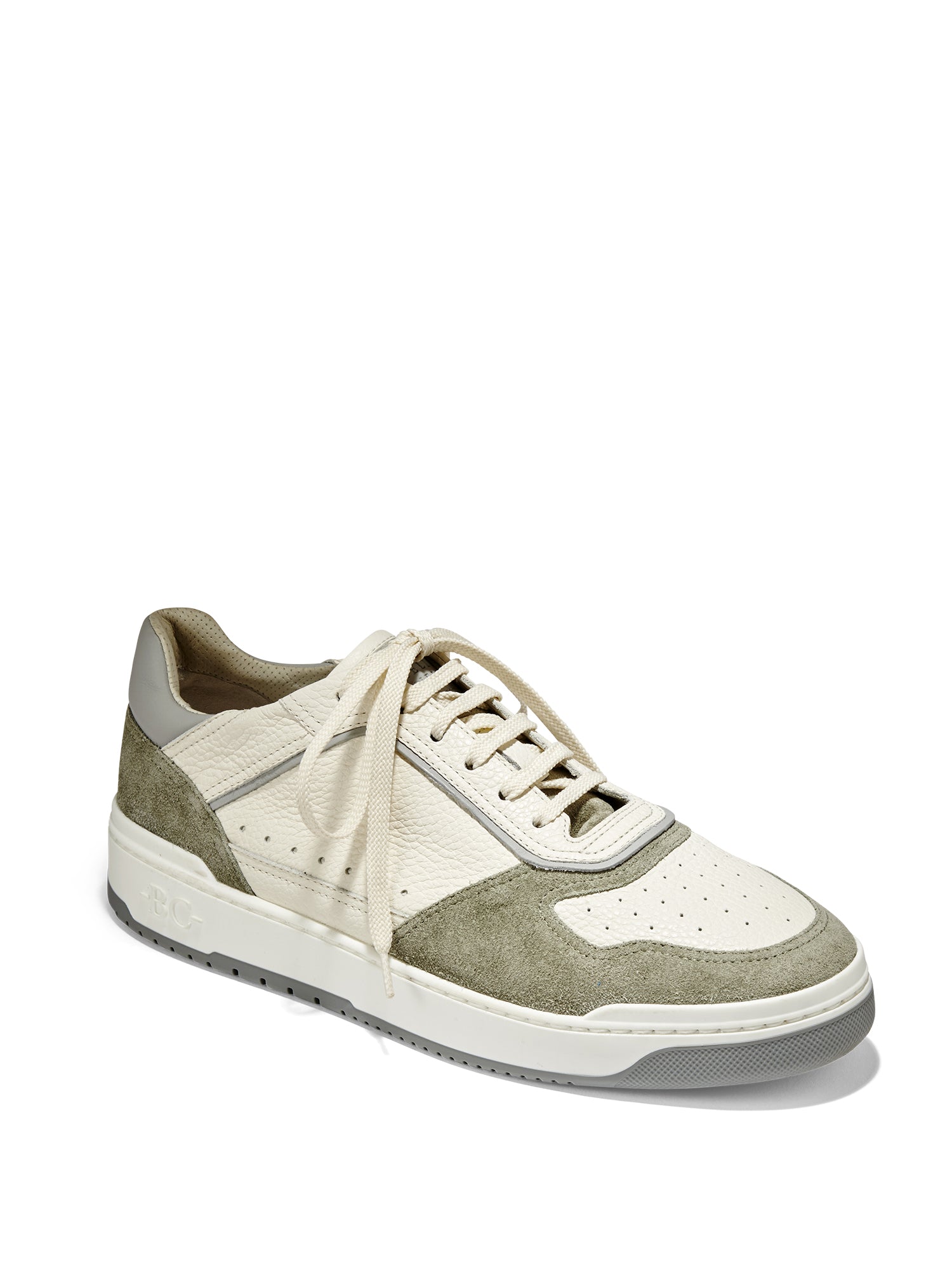 Premium Suede Skate Sneakers for Men & Women - Comfortable & Durable Skateboard Shoes for Street Style & Casual Wear