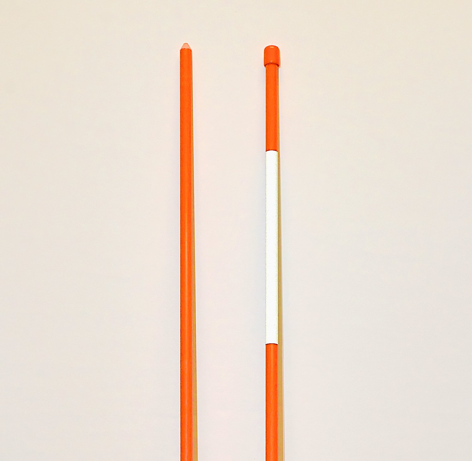 100-Pack Reflective Fiberglass Driveway Markers - 5/16