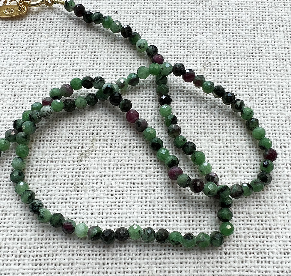 Greta Ruby Zoisite Necklace for Women – Elegant Gemstone Jewelry for Everyday Wear & Special Occasions