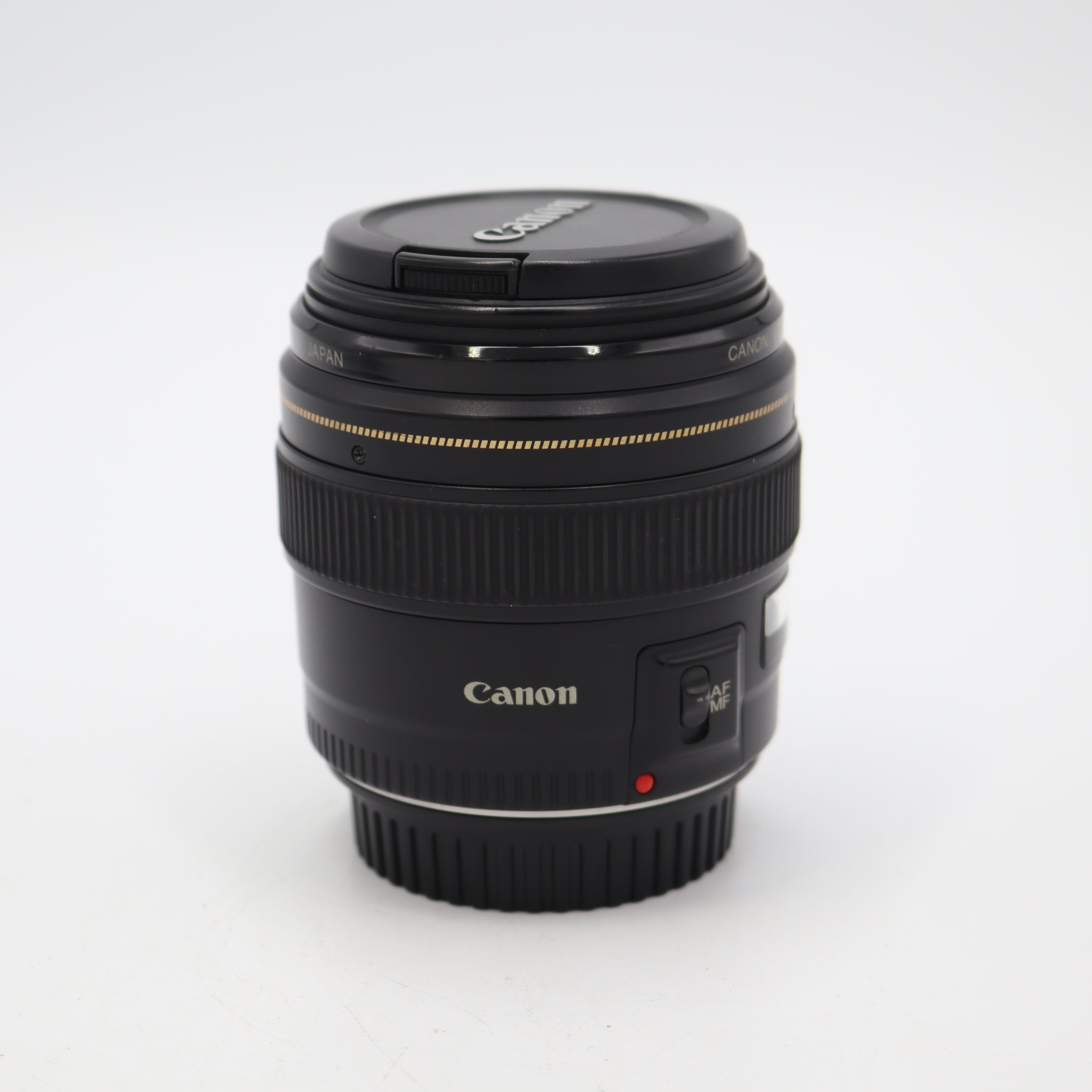 Canon EF 85mm f/1.8 USM Medium Telephoto Portrait Lens - Fast f/1.8 Aperture, Ultrasonic Motor (Used) - Perfect for Portrait Photography, Low Light Shooting & Travel Photography