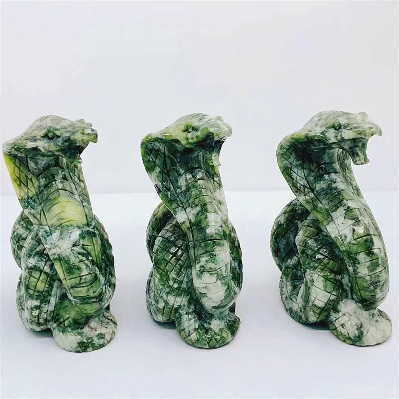 Handmade Natural Taxoite Cobra Snake Carving Statue - Healing Crystal Figurine for Home Decor, Feng Shui, Meditation & Spiritual Healing (1Pc) - Perfect for Yoga Rooms, Office Desks & Gift Giving