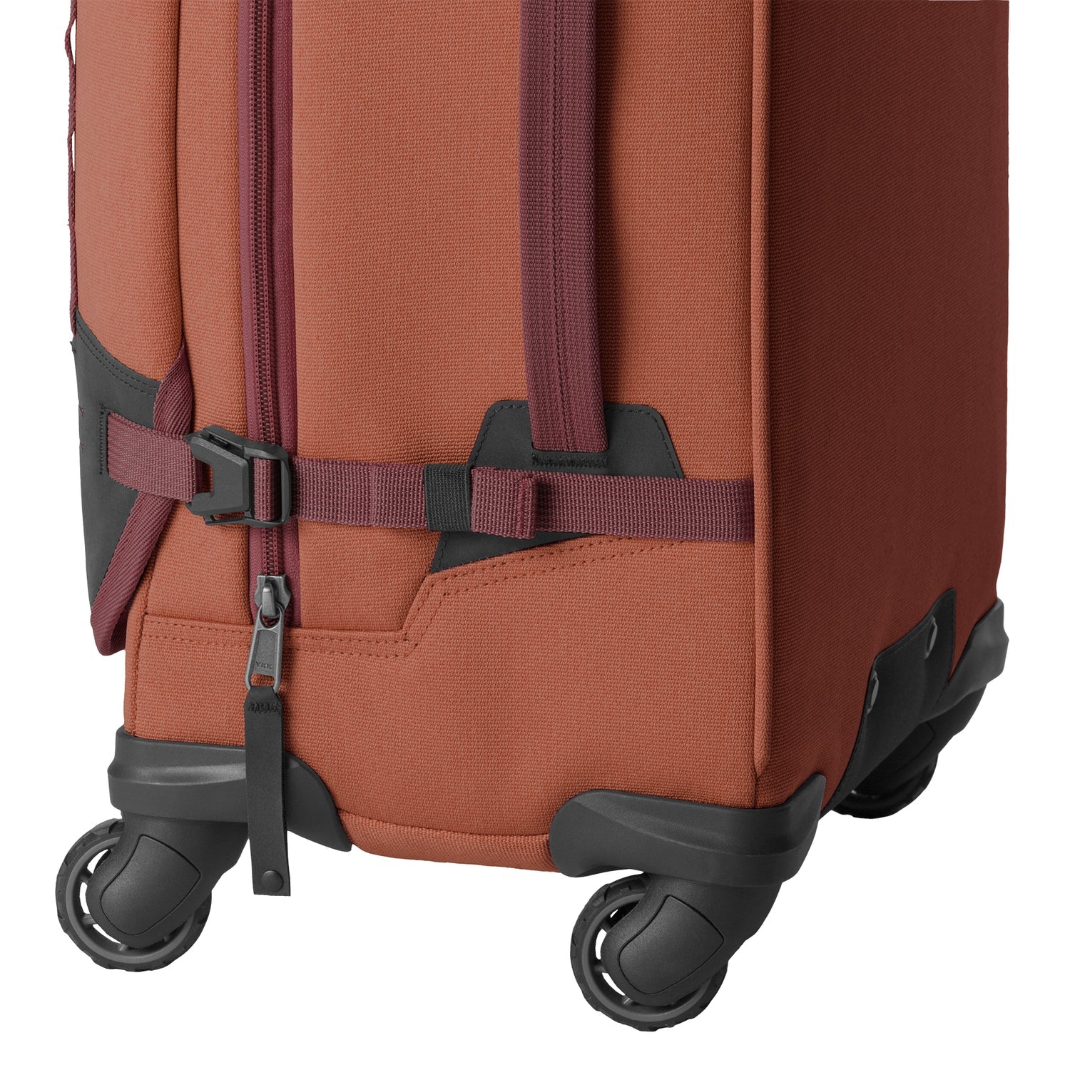 Eagle Creek Gear Warrior XE 4-Wheel Carry-On Luggage - Lightweight Durable Spinner Suitcase for Travel | Perfect for Business Trips & Weekend Getaways