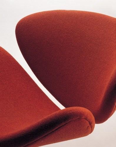 Pierre Paulin Orange Slice Chair by Artifort - Mid-Century Modern Lounge Chair for Living Room, Office & Reading Nook - Iconic Design Furniture for Home Decor
