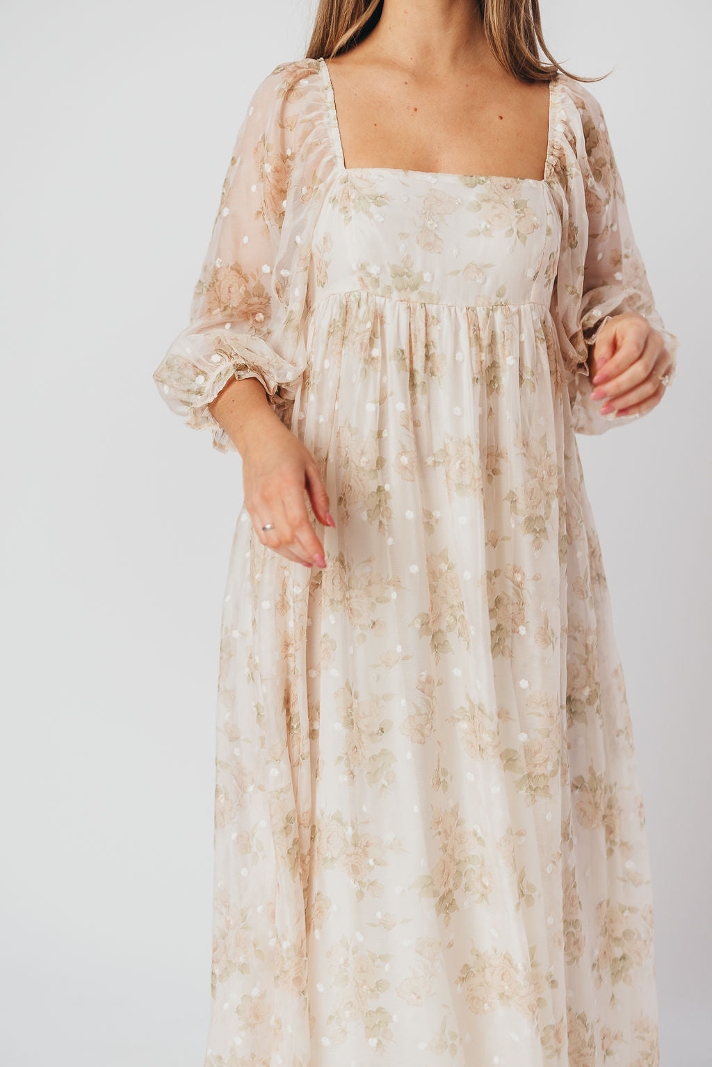 Elegant Cream Floral Maxi Dress with Smocking - Bump Friendly Maternity & Inclusive Sizing (S-3XL) for Women | Perfect for Weddings, Beach Vacations & Summer Parties