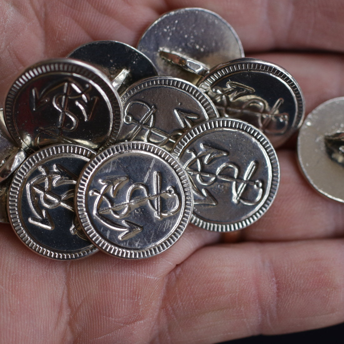 Anchor Pewter Buttons Large Size - Pack of 10 for Sewing, Crafts & DIY Projects