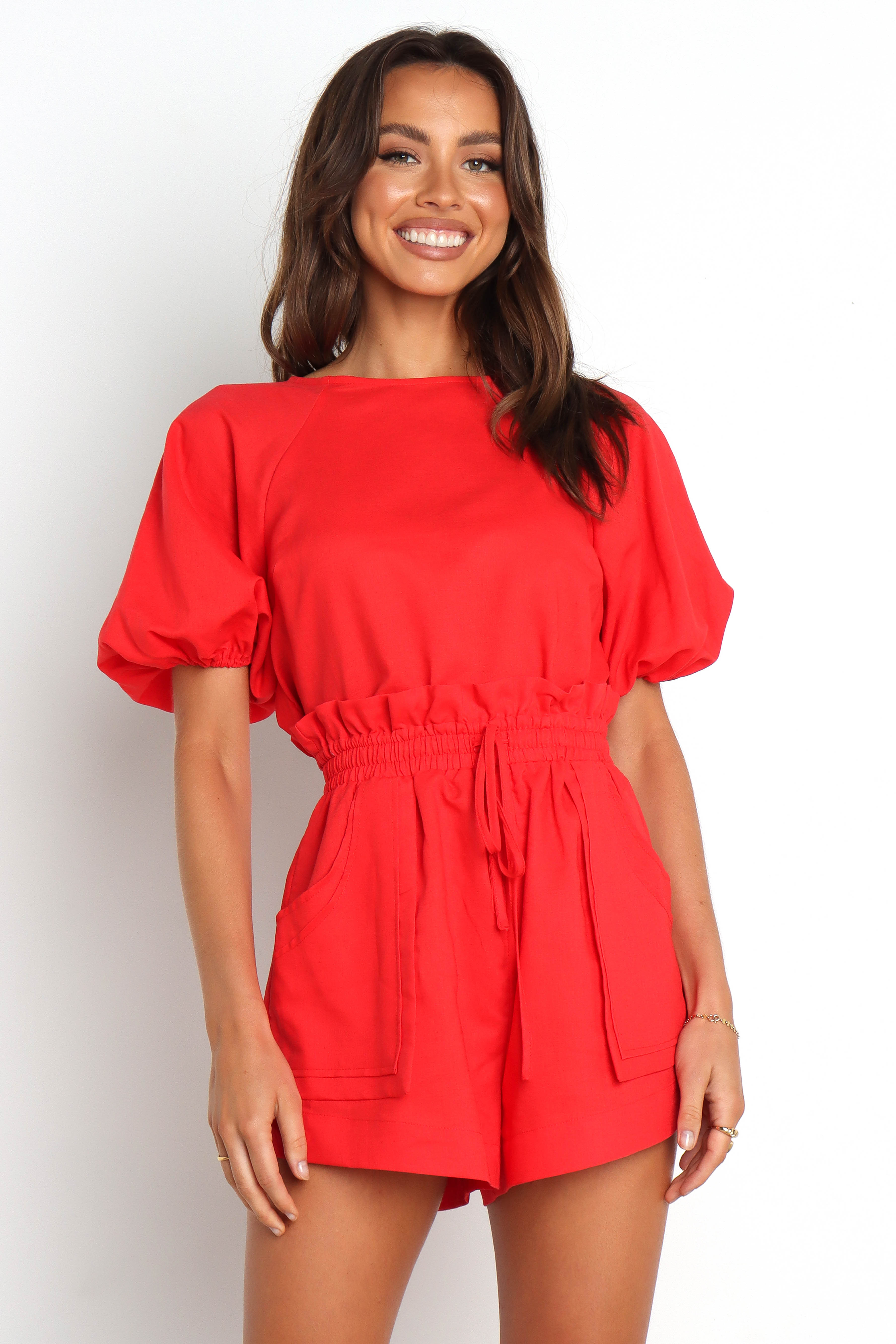 Chelsey Linen Set - Soft & Breathable 100% Linen Bedding in Red | Perfect for Summer Nights & Cozy Home Decor