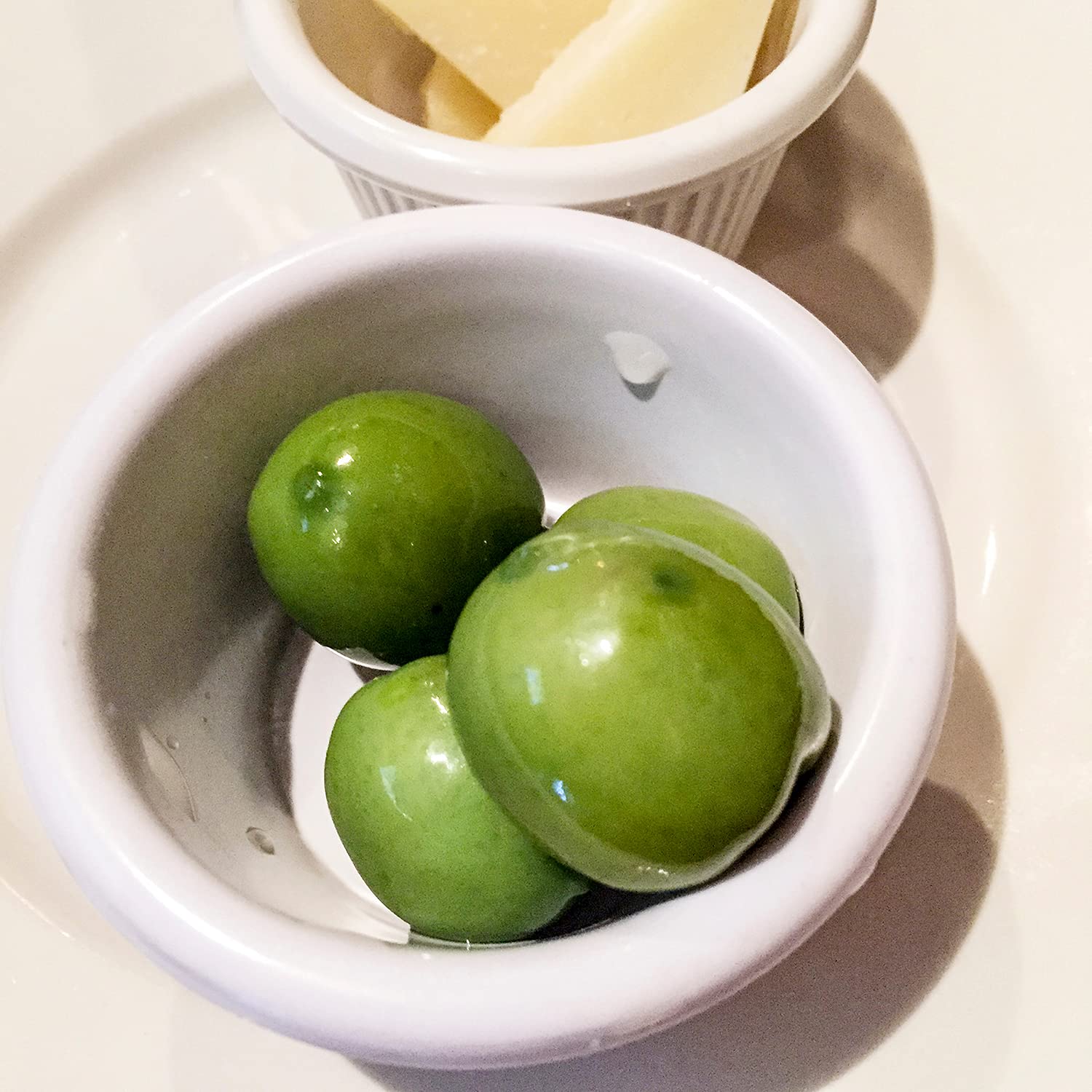 Sanniti Whole Castelvetrano Olives - 20.5 Ounce Jar | Premium Italian Green Olives | Perfect for Salads, Charcuterie Boards & Mediterranean Recipes