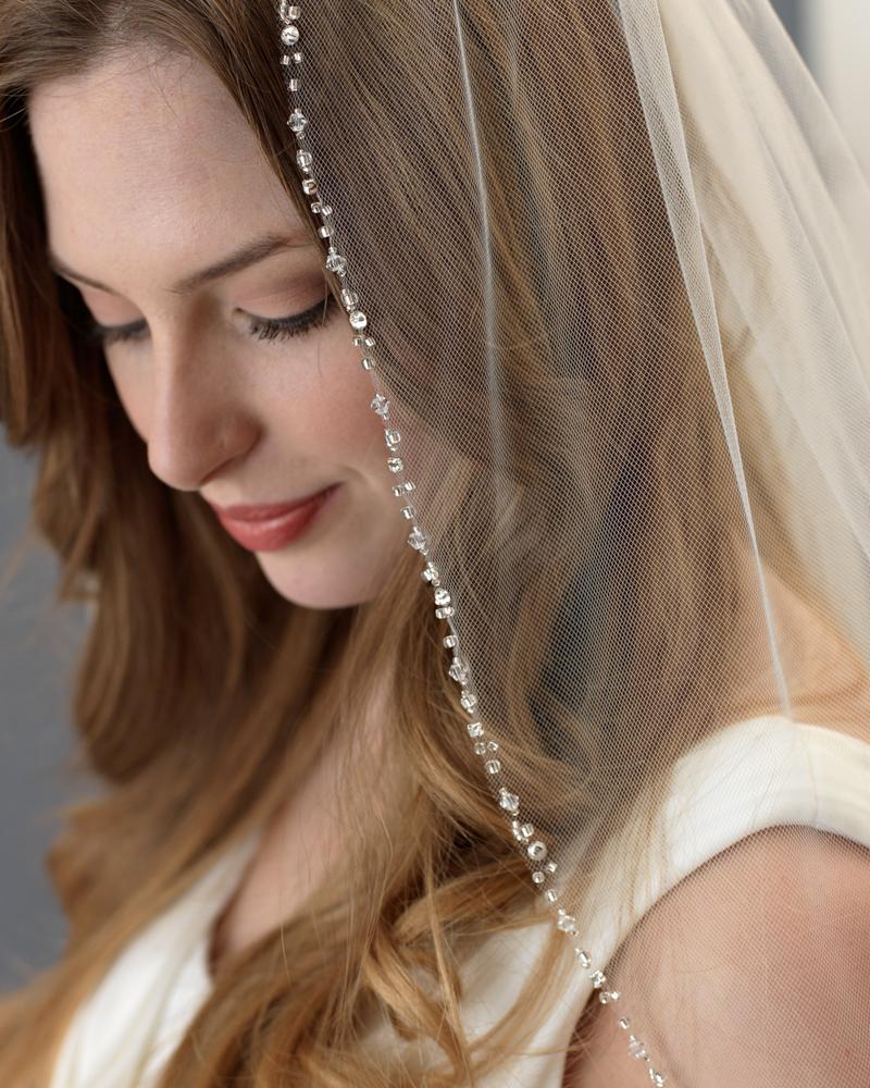 Elegant Crystal Beaded Wedding Veil - Handmade Bridal Hair Accessory for Bride, Bridesmaids & Formal Occasions
