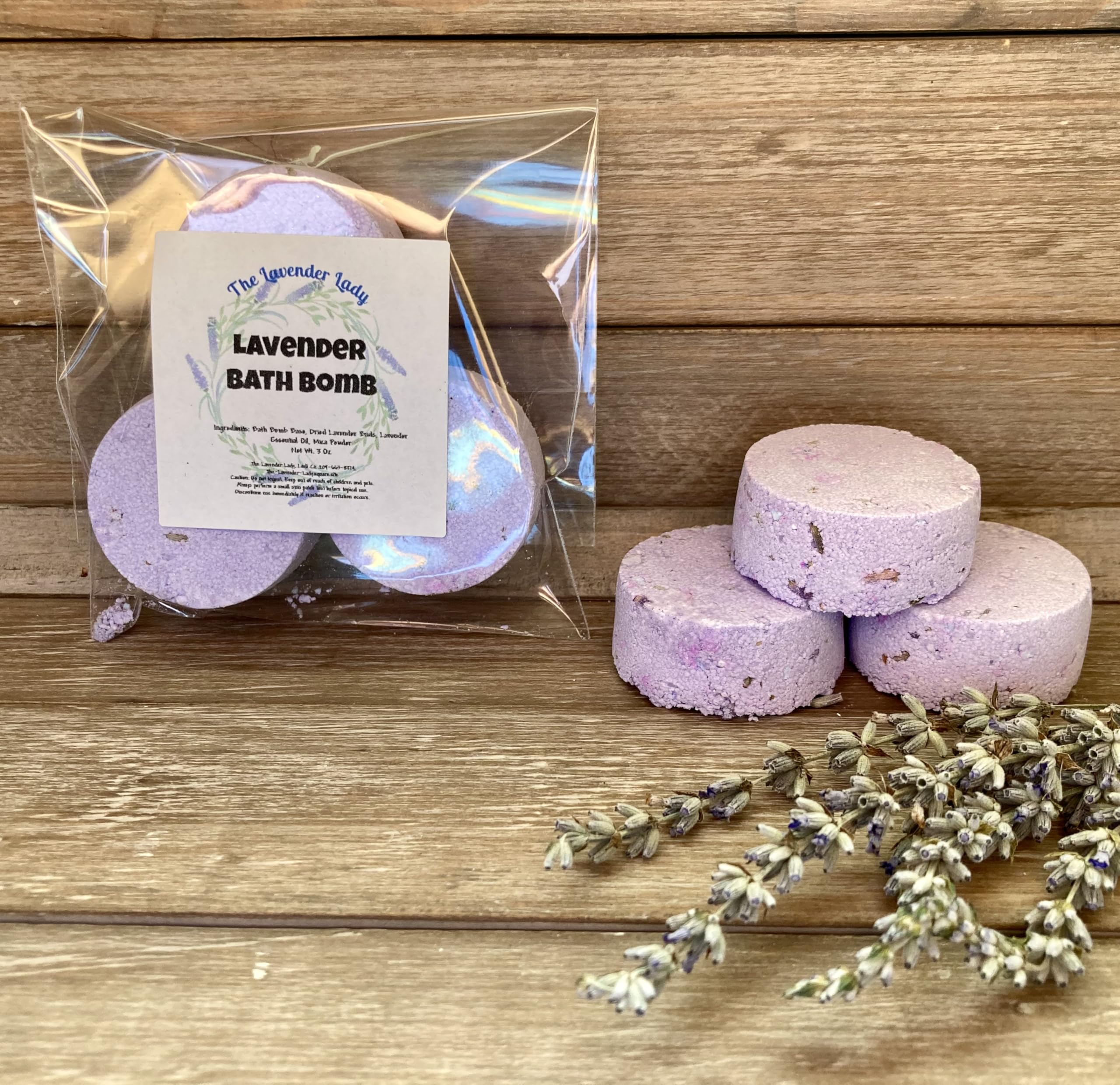 Lavender Bath Bomb - Handmade Fizzy Aromatherapy Spa Bath Bomb for Women, Relaxing Gift for Her - Perfect for Self-Care, Stress Relief & Romantic Bath Time