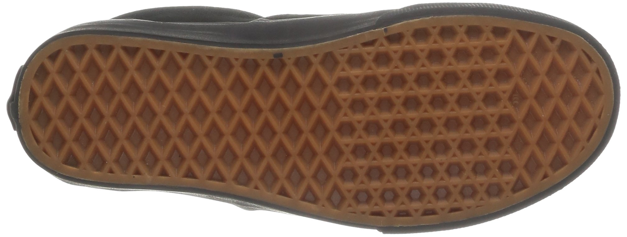 Vans Men's Classic Low-Top Sneakers - Casual Skate Shoes for Men | Comfortable & Durable Canvas Shoes for Skating, Streetwear & Everyday Wear
