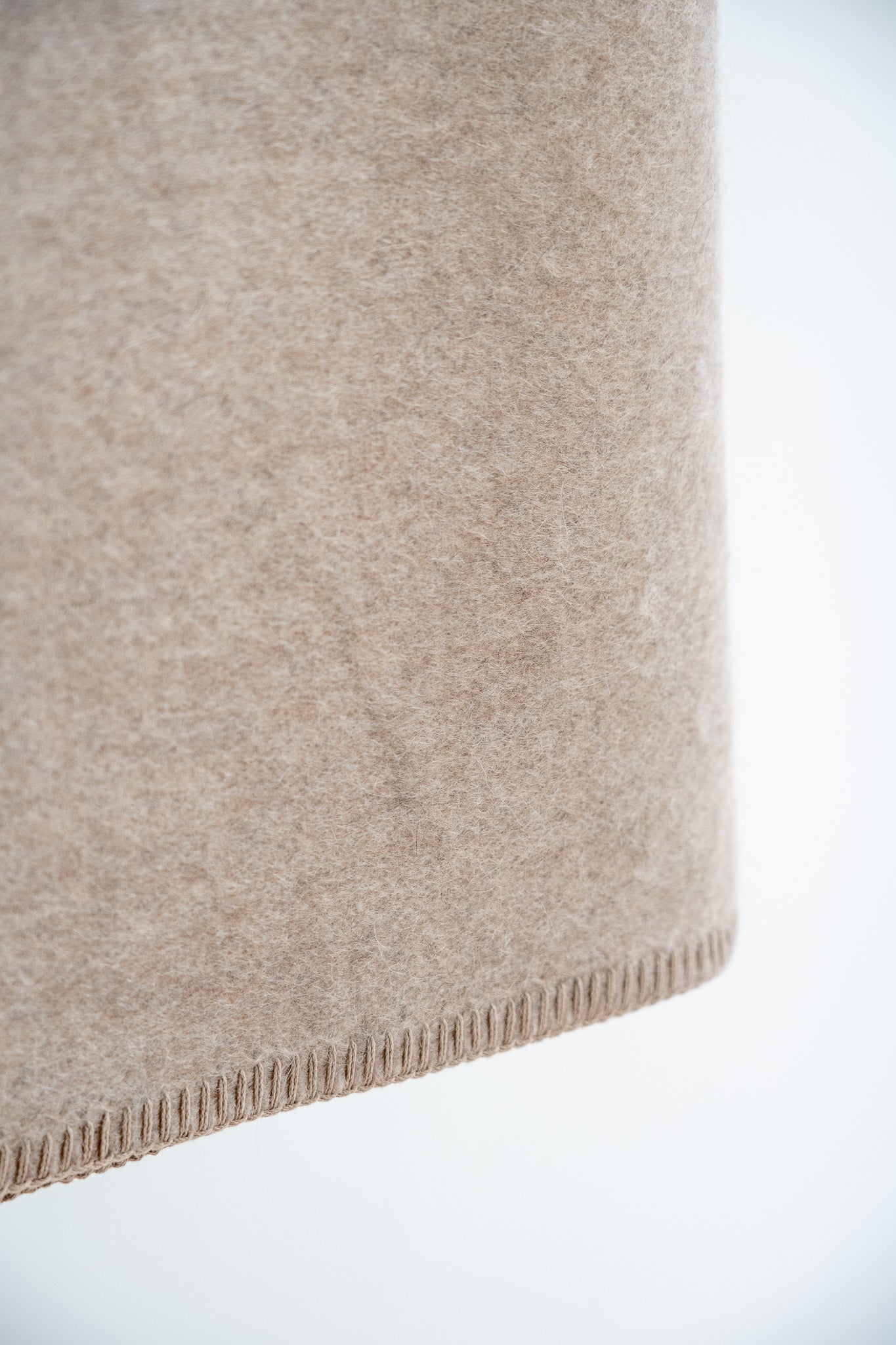 Sömn Home | Soft Lana Wool Throw Blanket for Couch, Bed & Travel - Cozy & Warm Winter Blanket for Home Decor, Gifts & Outdoor Use