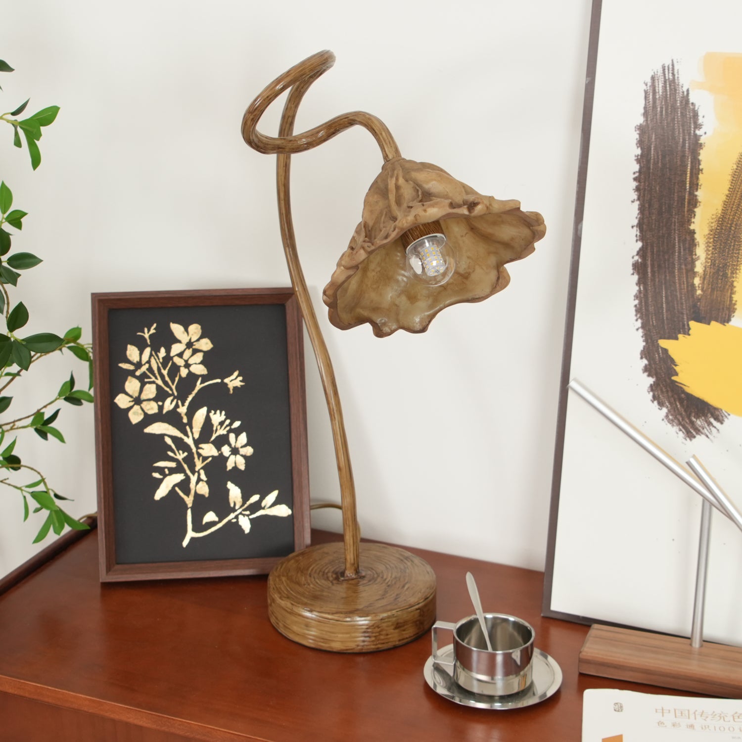 Elegant Lotus Leaf Table Lamp - Handcrafted Home Decor for Bedroom, Living Room & Office - Perfect for Relaxation & Ambient Lighting