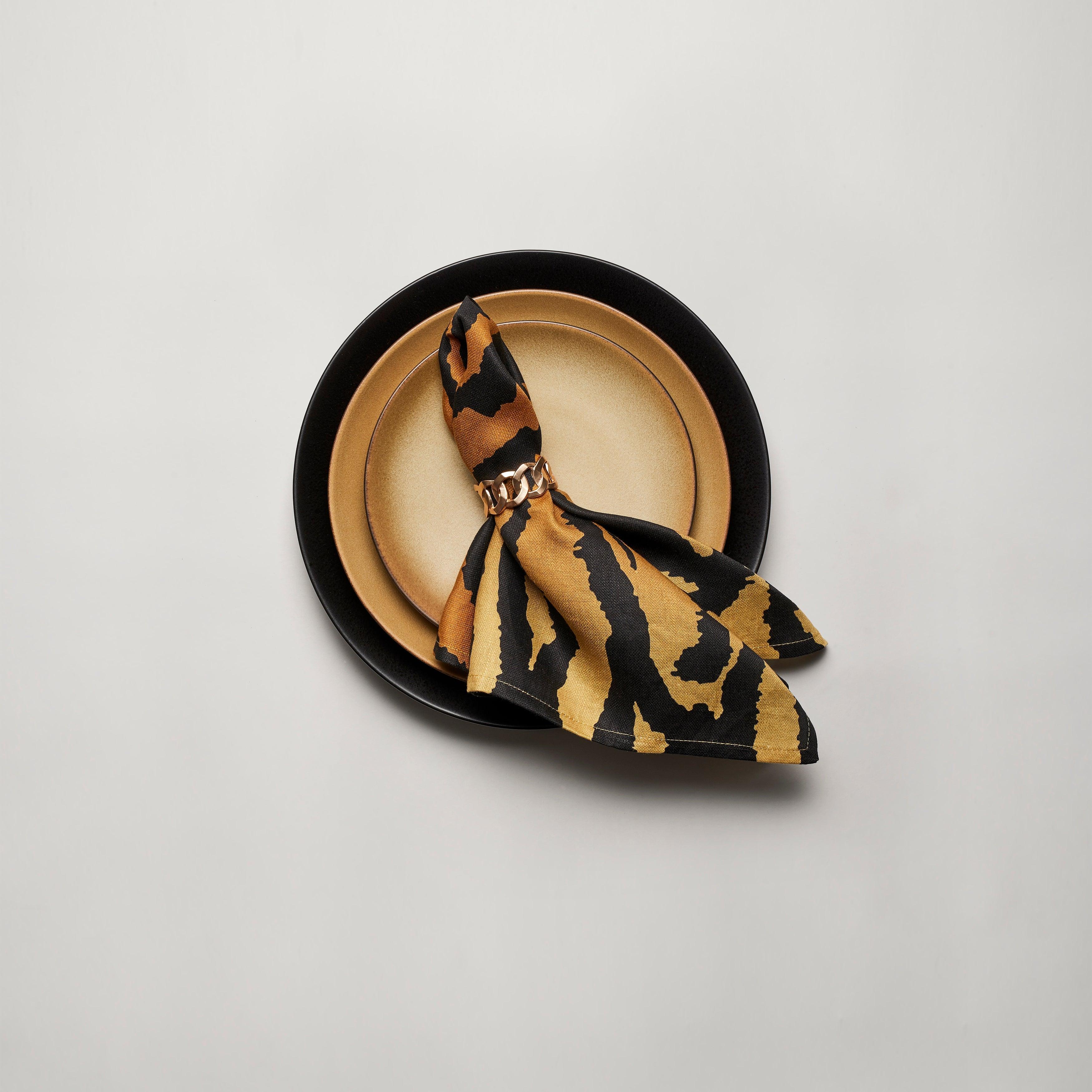 Elegant Terra Dessert Plate with Leather Trim - Perfect for Dinner Parties, Dessert Displays & Home Decor