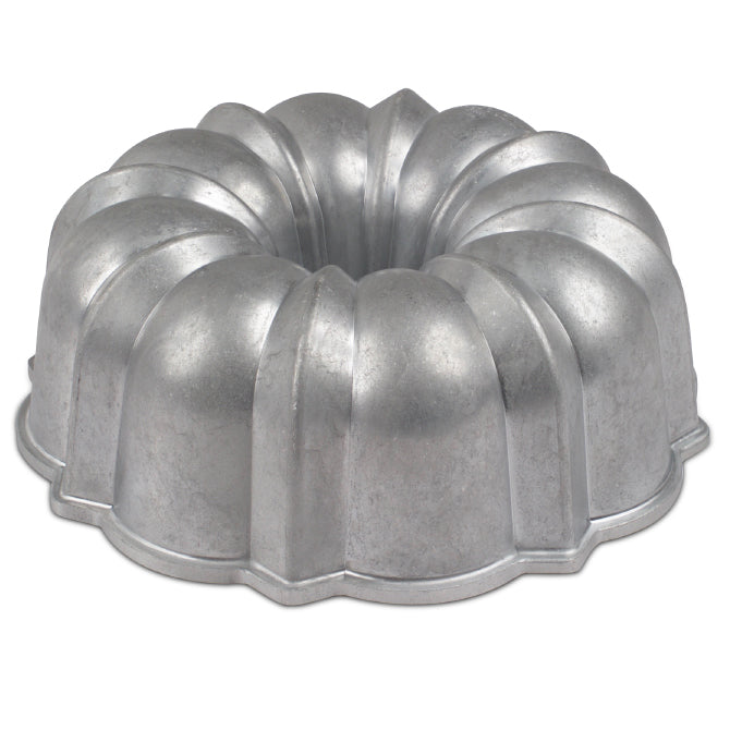12-Cup Large Bundt Cake Pan - Nonstick Baking Mold for Perfect Cakes, Desserts & Party Treats | Ideal for Holidays, Birthdays & Family Gatherings