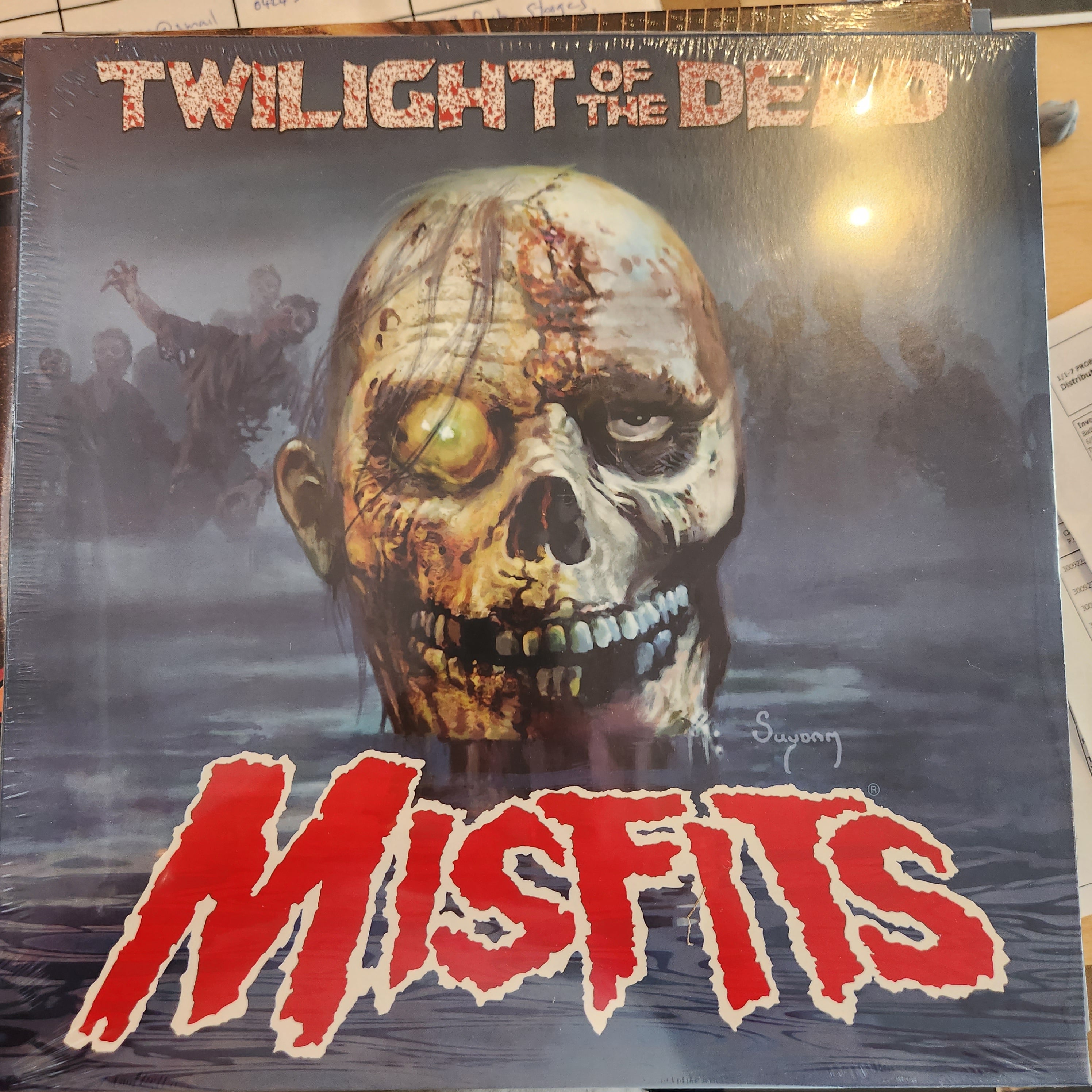 Misfits - Twilight of the Dead Vinyl LP Record | Punk Rock Music Album for Collectors & Fans | Perfect for Home Listening & Music Collections