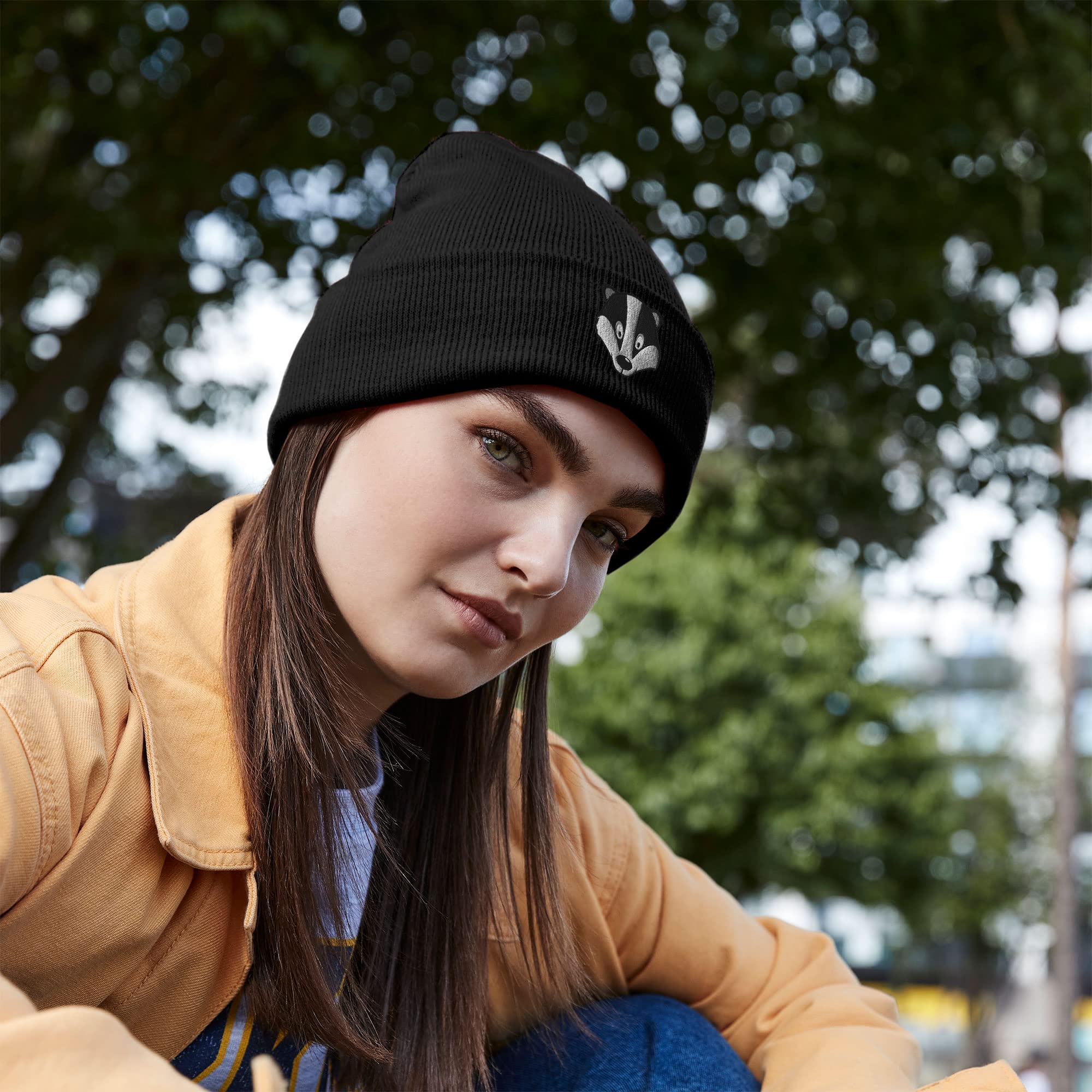 Men's Badger Face Embroidered Knit Beanie Hat - Winter Warm Animal Design for Outdoor Activities, Hiking & Casual Wear