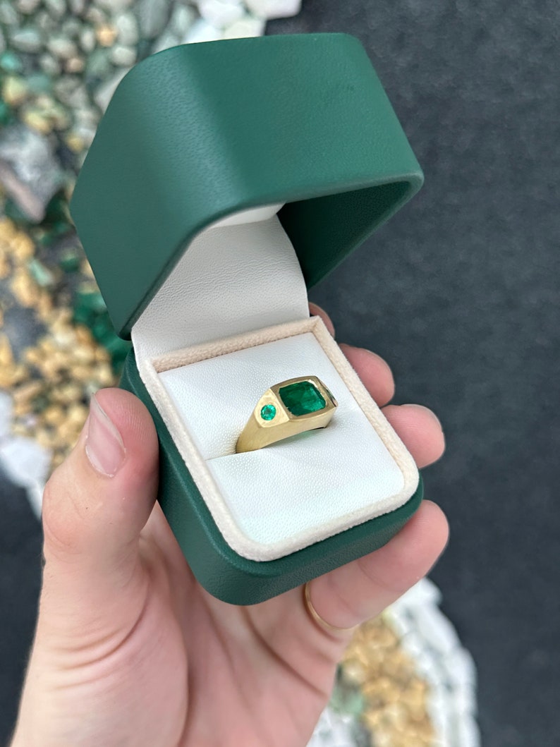 3.42tcw Rich Green Gypsy Style Matte Finish Emerald 3 Stone Trilogy Ring in 18K Gold - Perfect for Weddings, Anniversaries & Bohemian Fashion