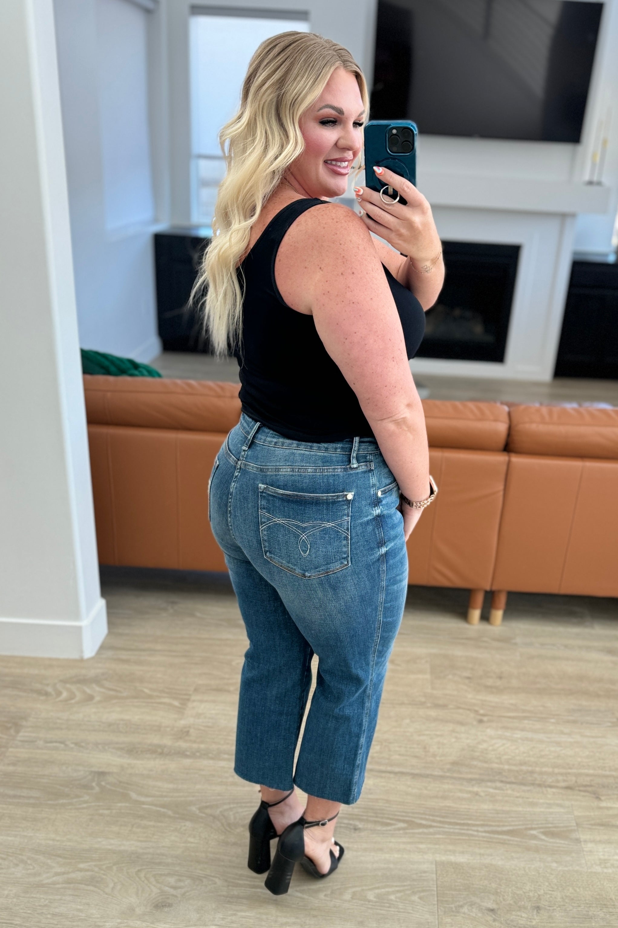 Hayes High Rise Wide Leg Crop Jeans for Women - Comfortable Stretch Denim Pants for Casual Outfits, Workwear & Street Style Fashion