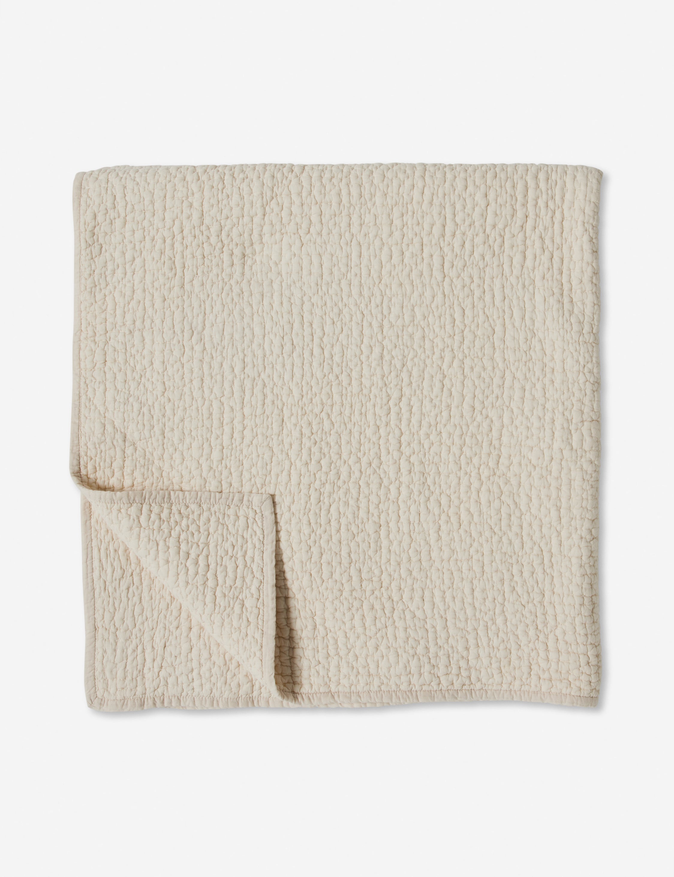 Clemence Quilt - Soft & Cozy Bedding Set for All Seasons | Perfect for Home, Dorm, or Guest Room Comfort