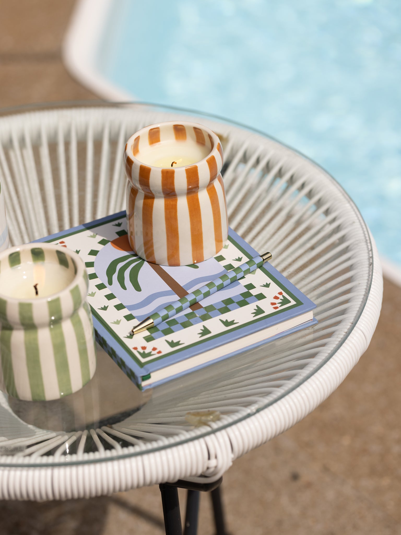 Paddywax Cabana Striped Ceramic Candle - Bora Bora Scent | Handmade Home Decor for Relaxation & Aromatherapy | Perfect for Bathrooms, Bedrooms & Living Spaces