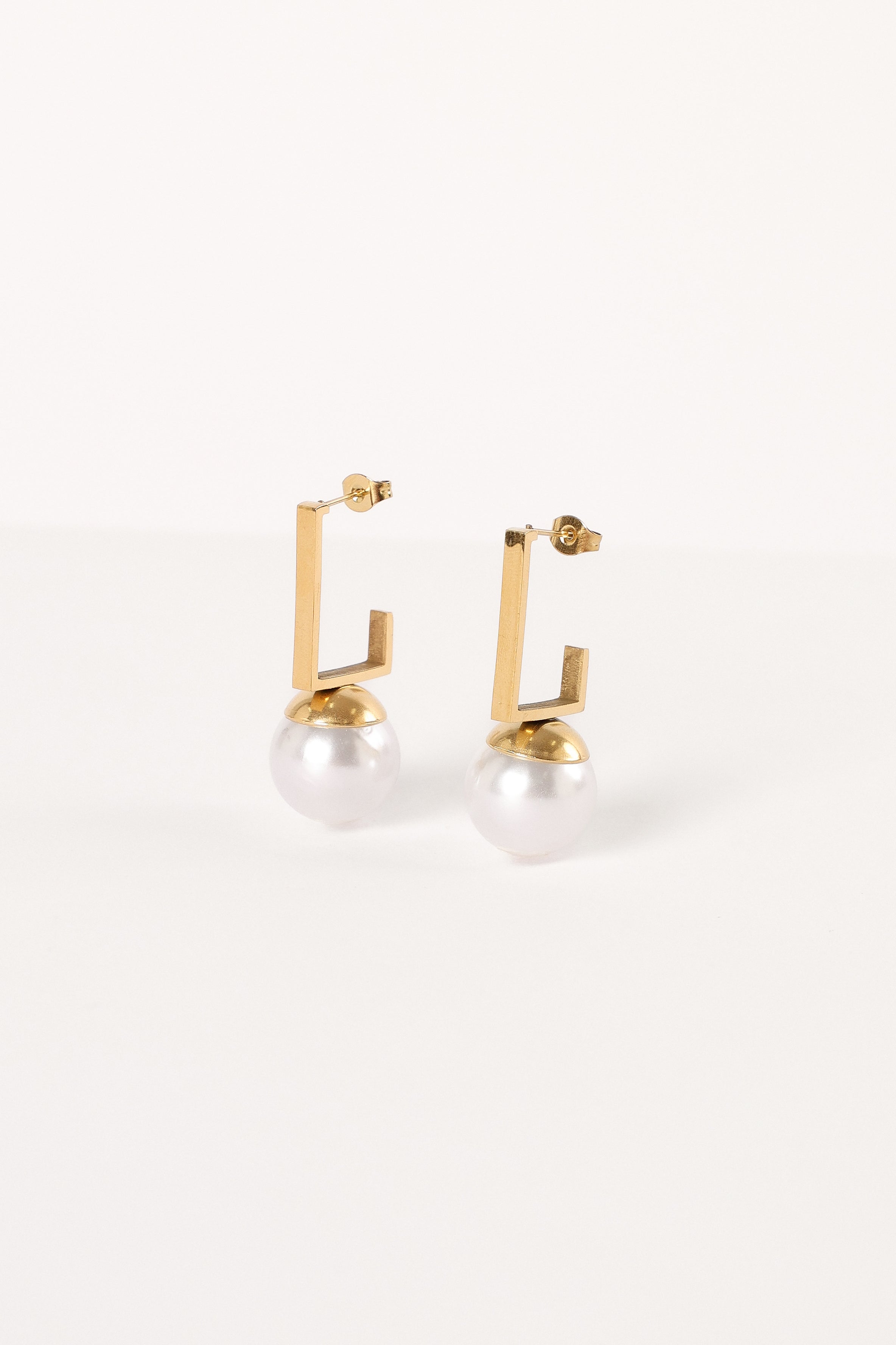 Gardiner Gold Earrings - Elegant & Stylish Jewelry for Women | Perfect for Parties, Weddings & Everyday Wear