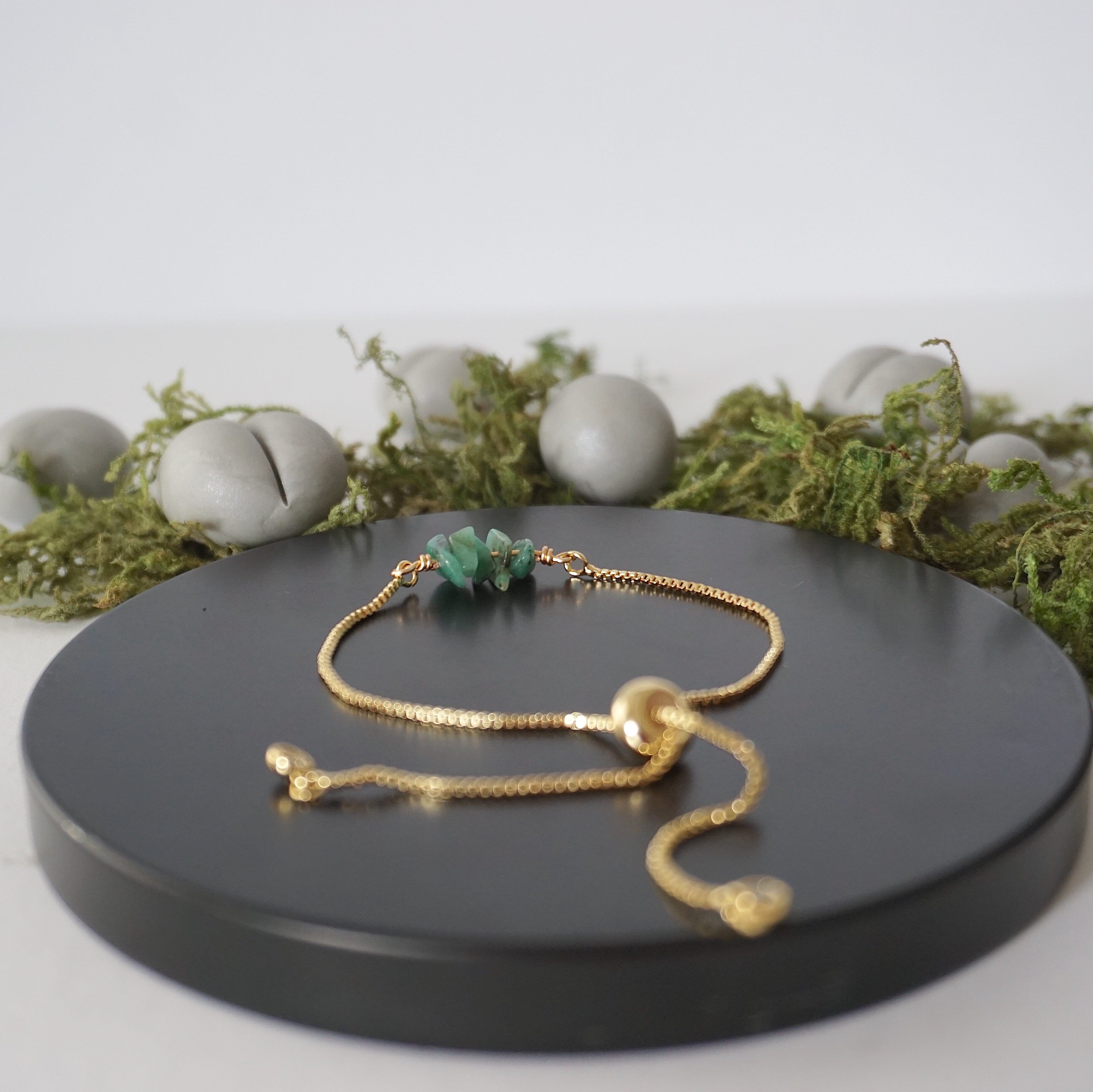 Elegant Gold Plated Adjustable Emerald Bolo Crystal Bracelet for Women - Perfect for Parties, Weddings & Special Occasions